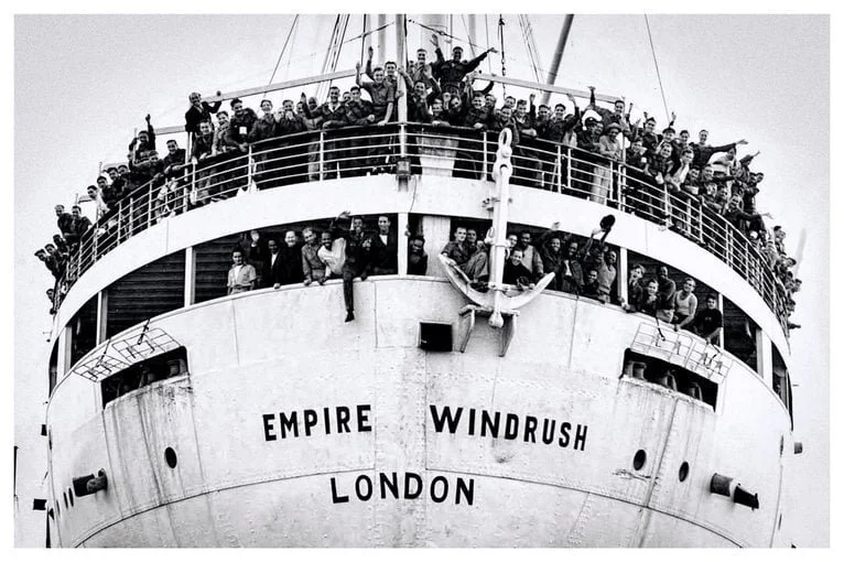 Front view of Empire Windrush arriving to Tilbury Docks in 1948
