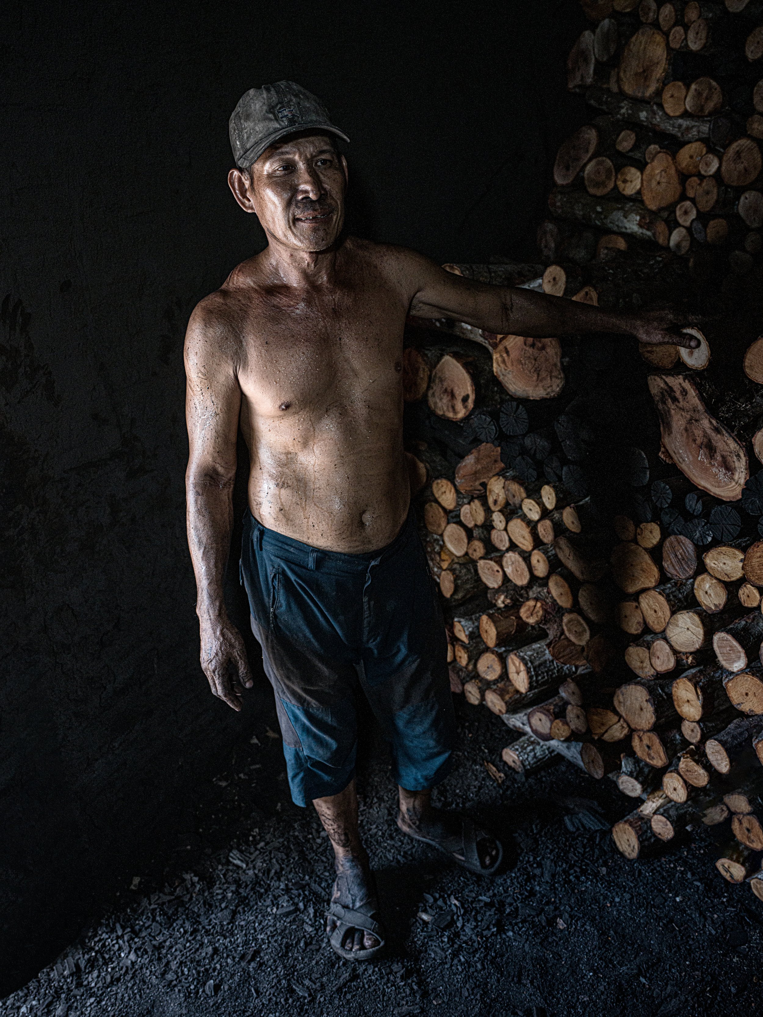 charcoal worker in the kiln