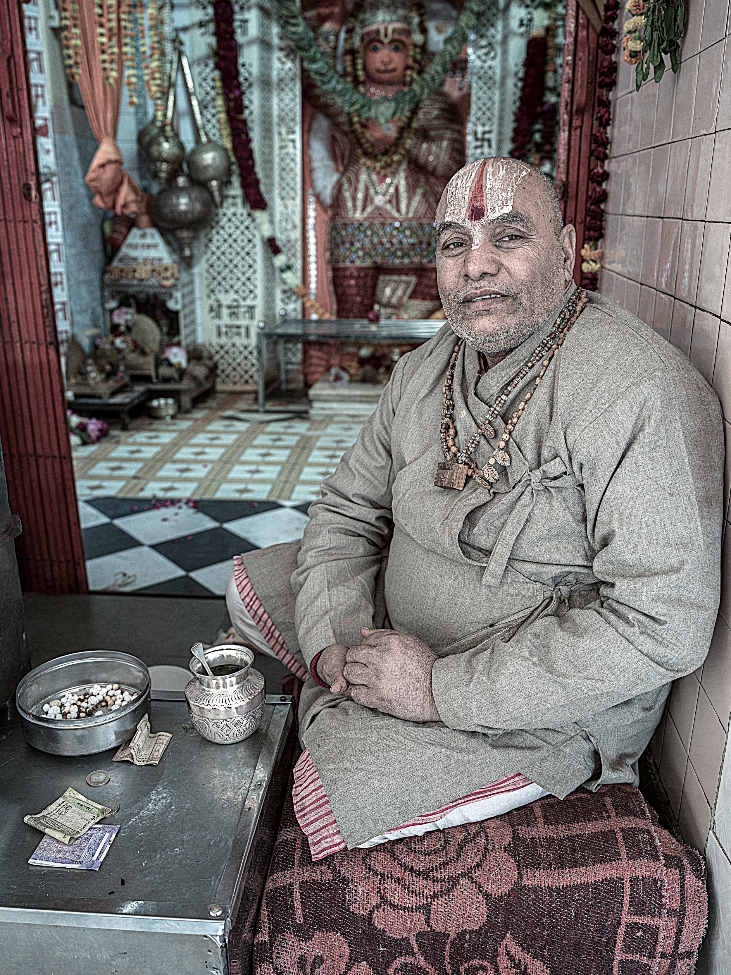 main priest of the hanuman temple