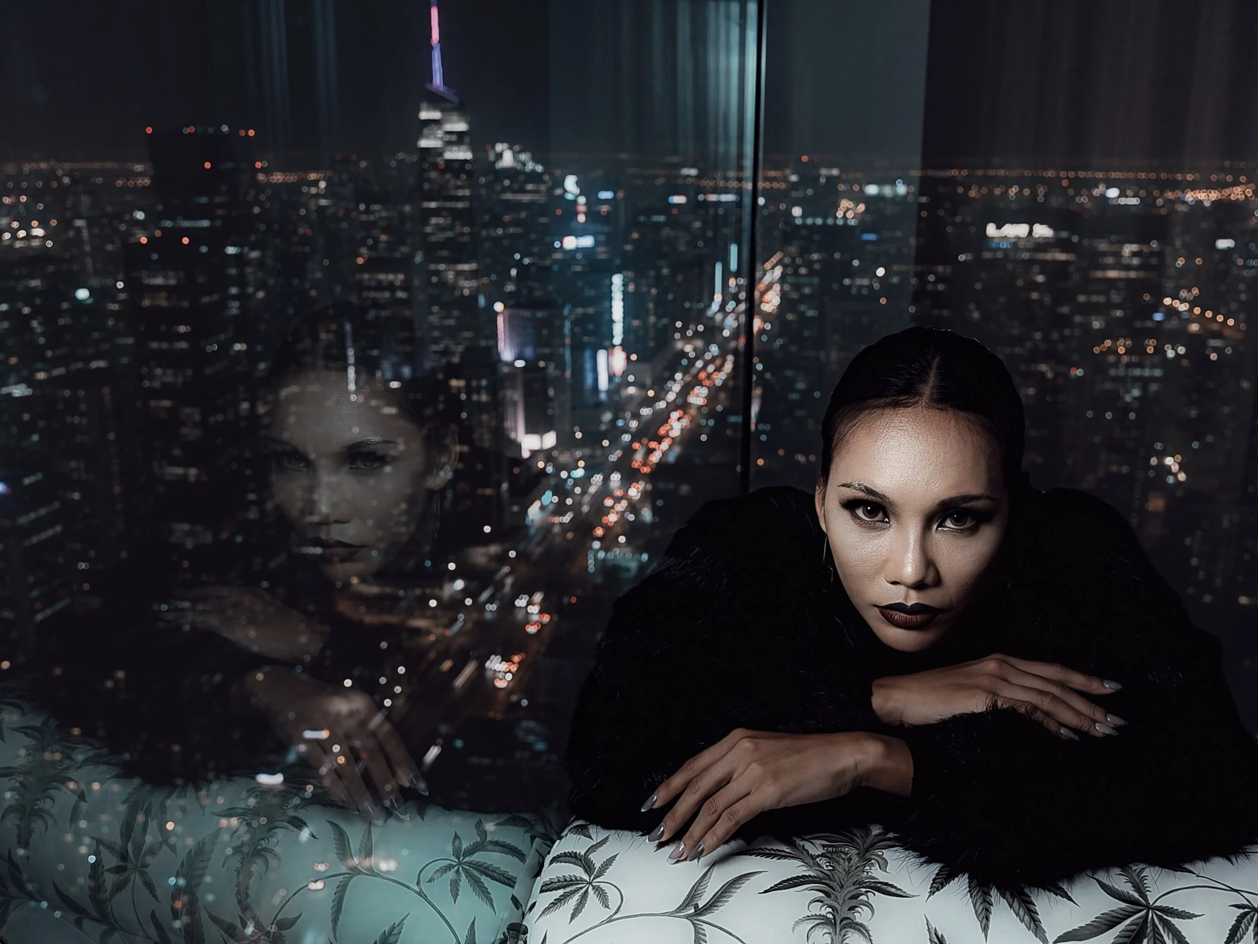 eyeing up the city   4