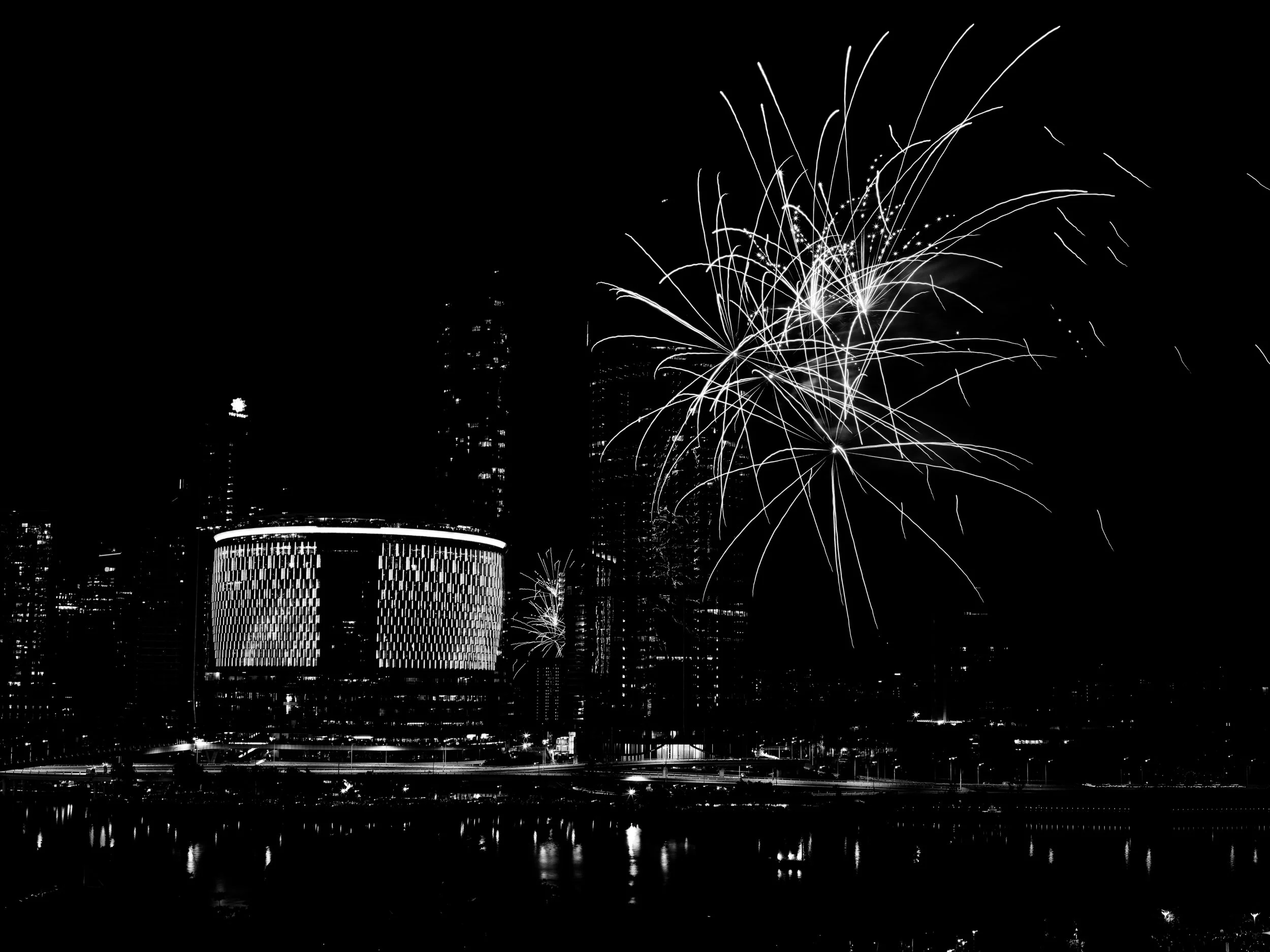 brisbane riverfire 1.