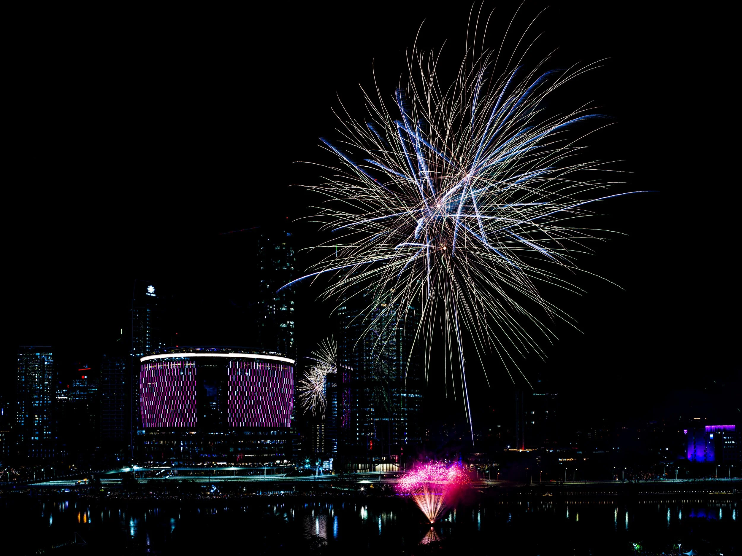 brisbane riverfire 19