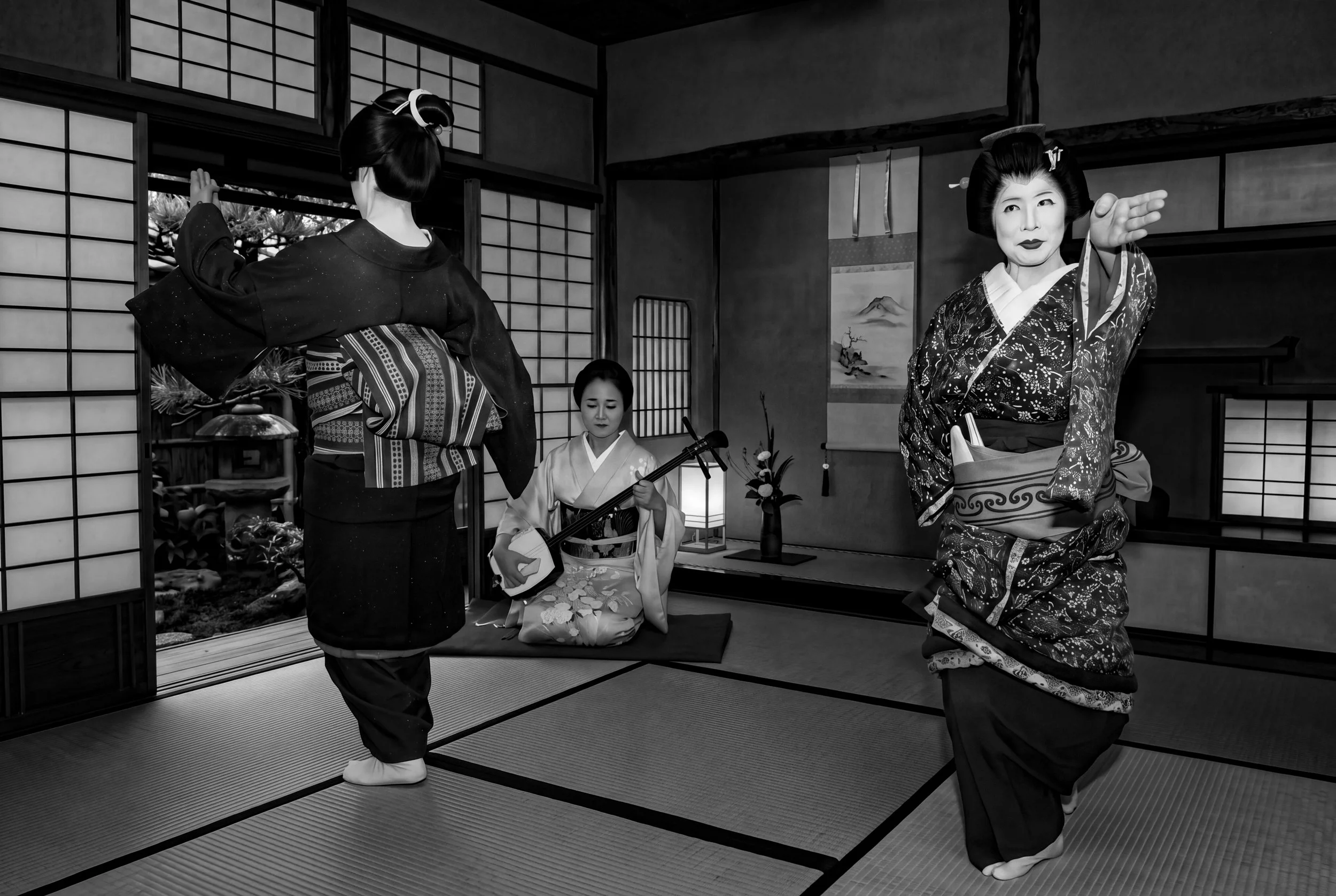 geisha entertainment , tokyo  5