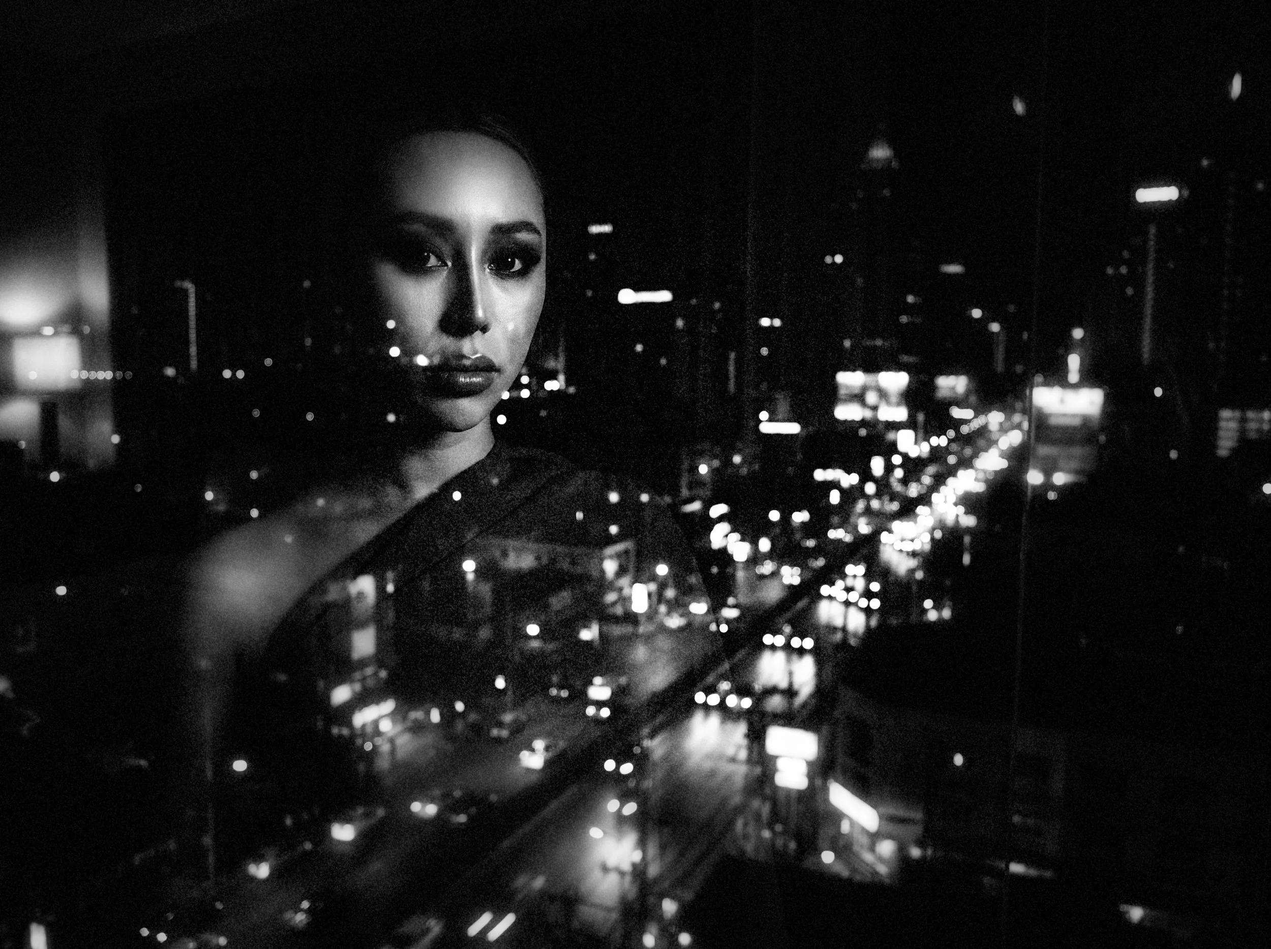 eyeing up the city  13