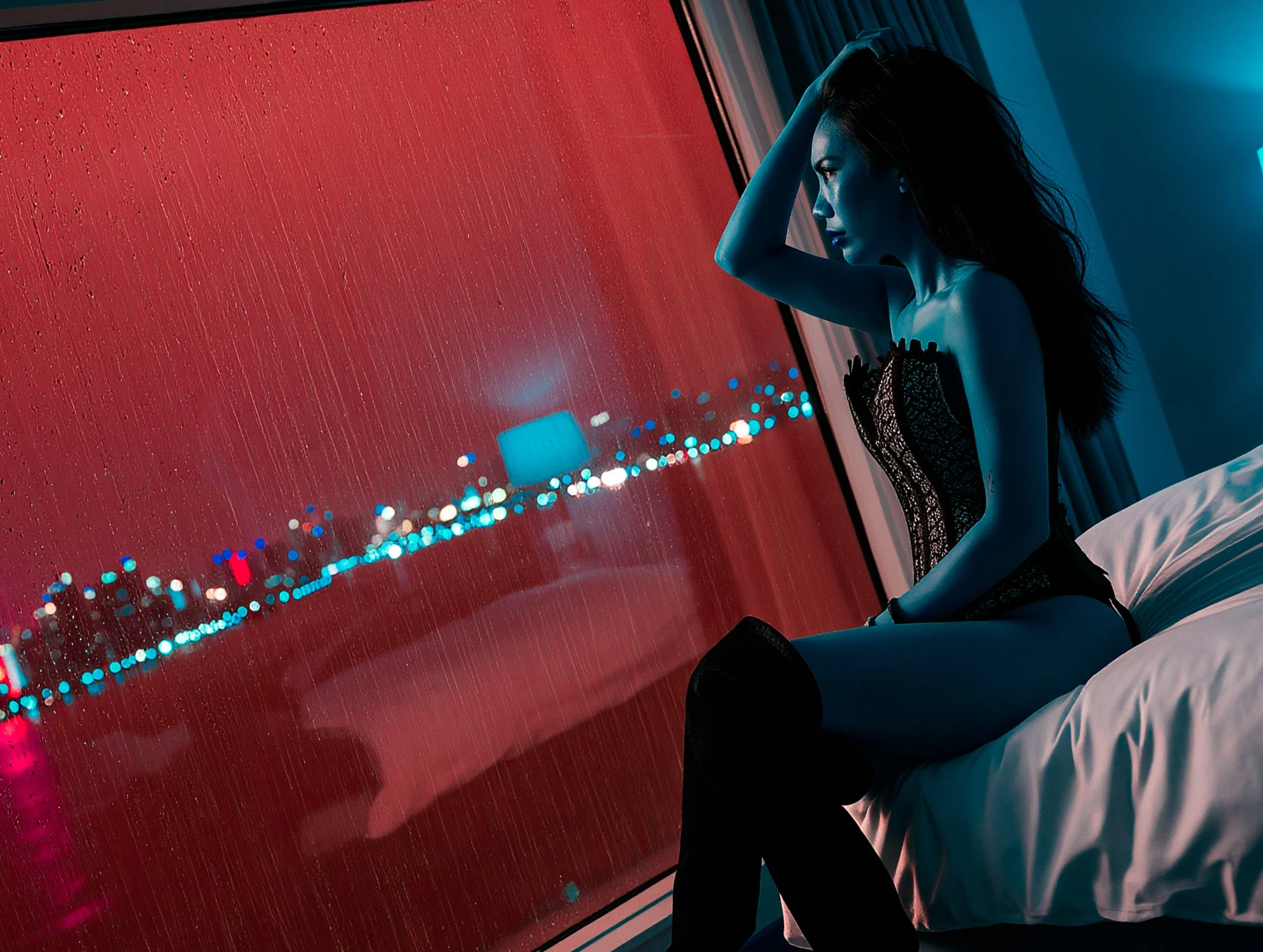 eyeing up the city  30