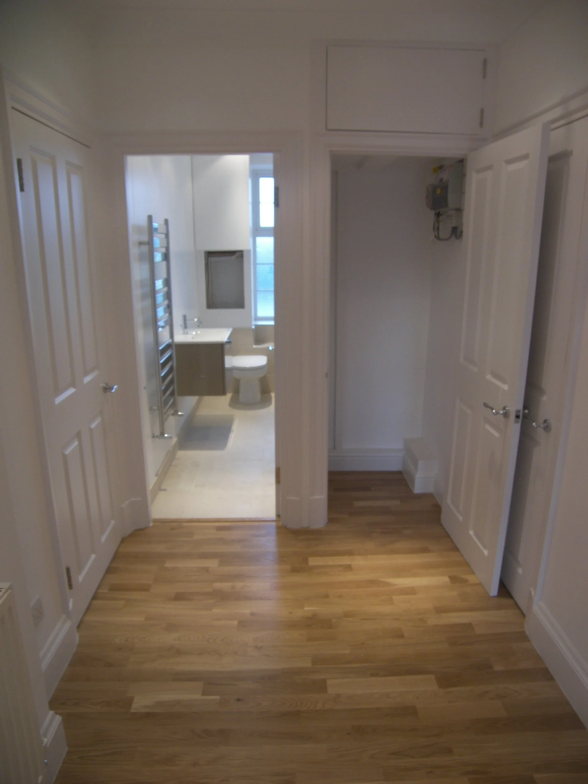 Carpenter, Decorator, Gas/Heating Engineer, Electrician, Plumbing, Handyman, Tiling, Roofing