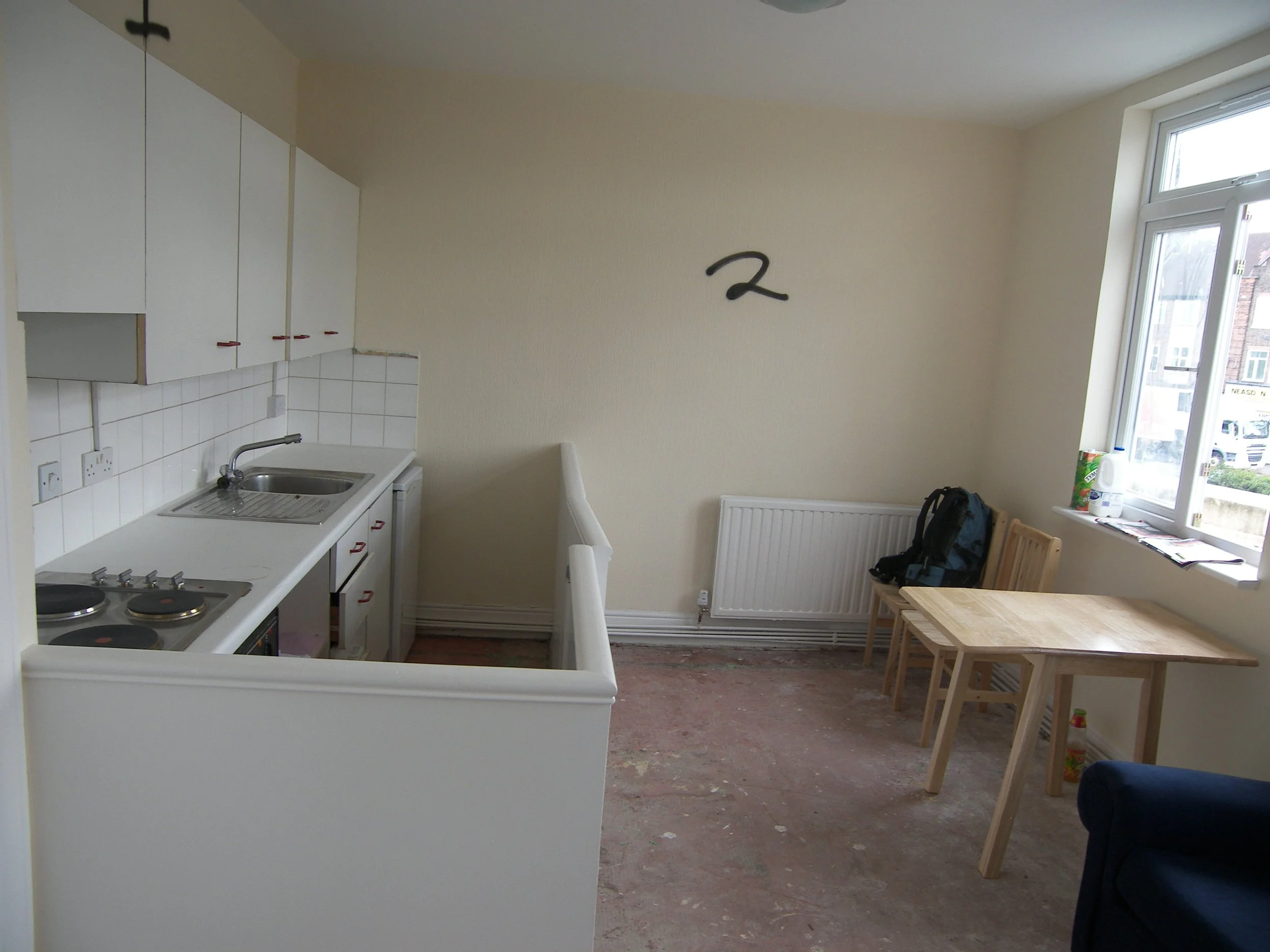 Carpenter, Decorator, Gas/Heating Engineer, Electrician, Plumbing, Handyman, Tiling, Roofing