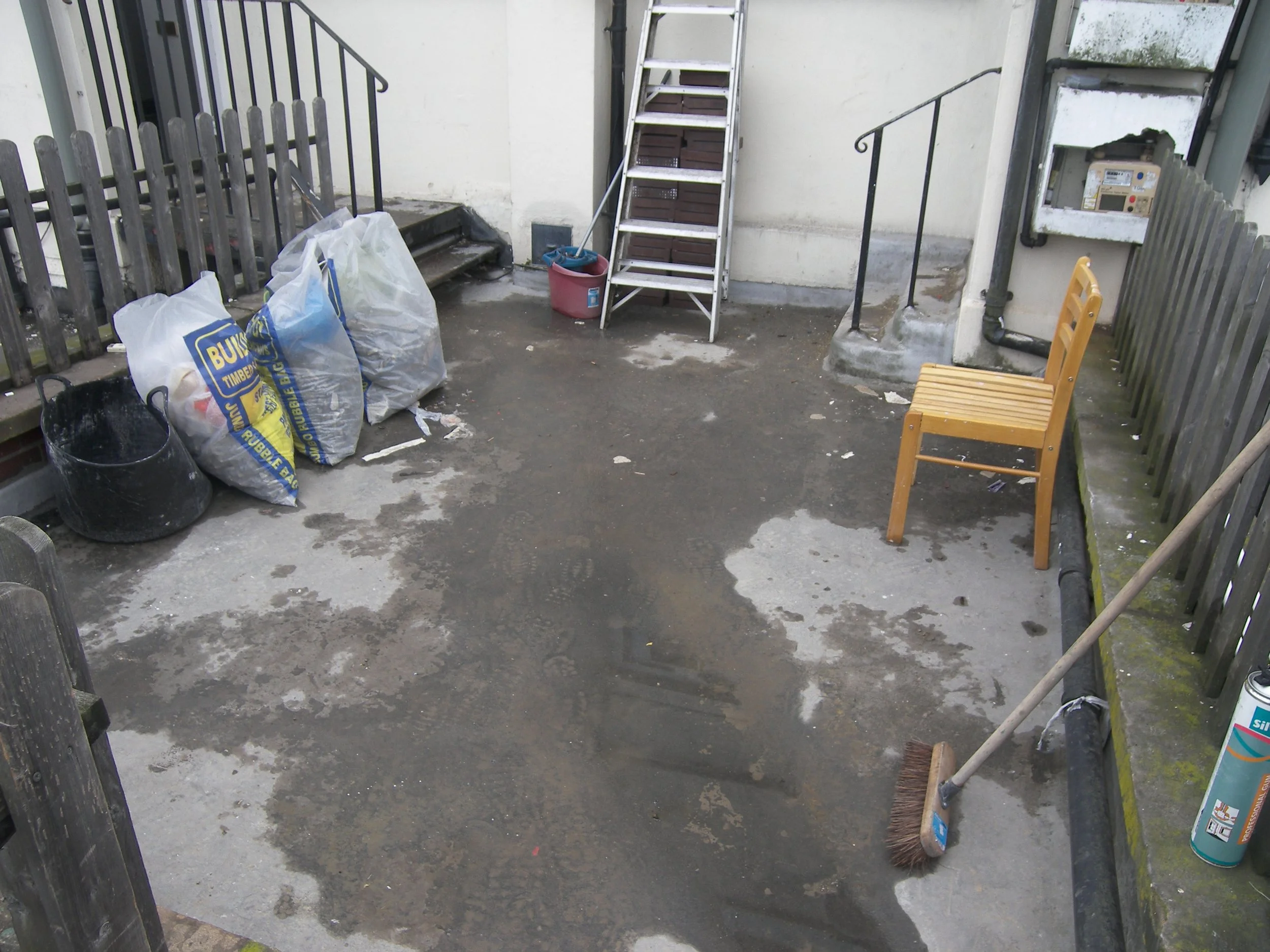 Carpenter, Decorator, Gas/Heating Engineer, Electrician, Plumbing, Handyman, Tiling, Roofing