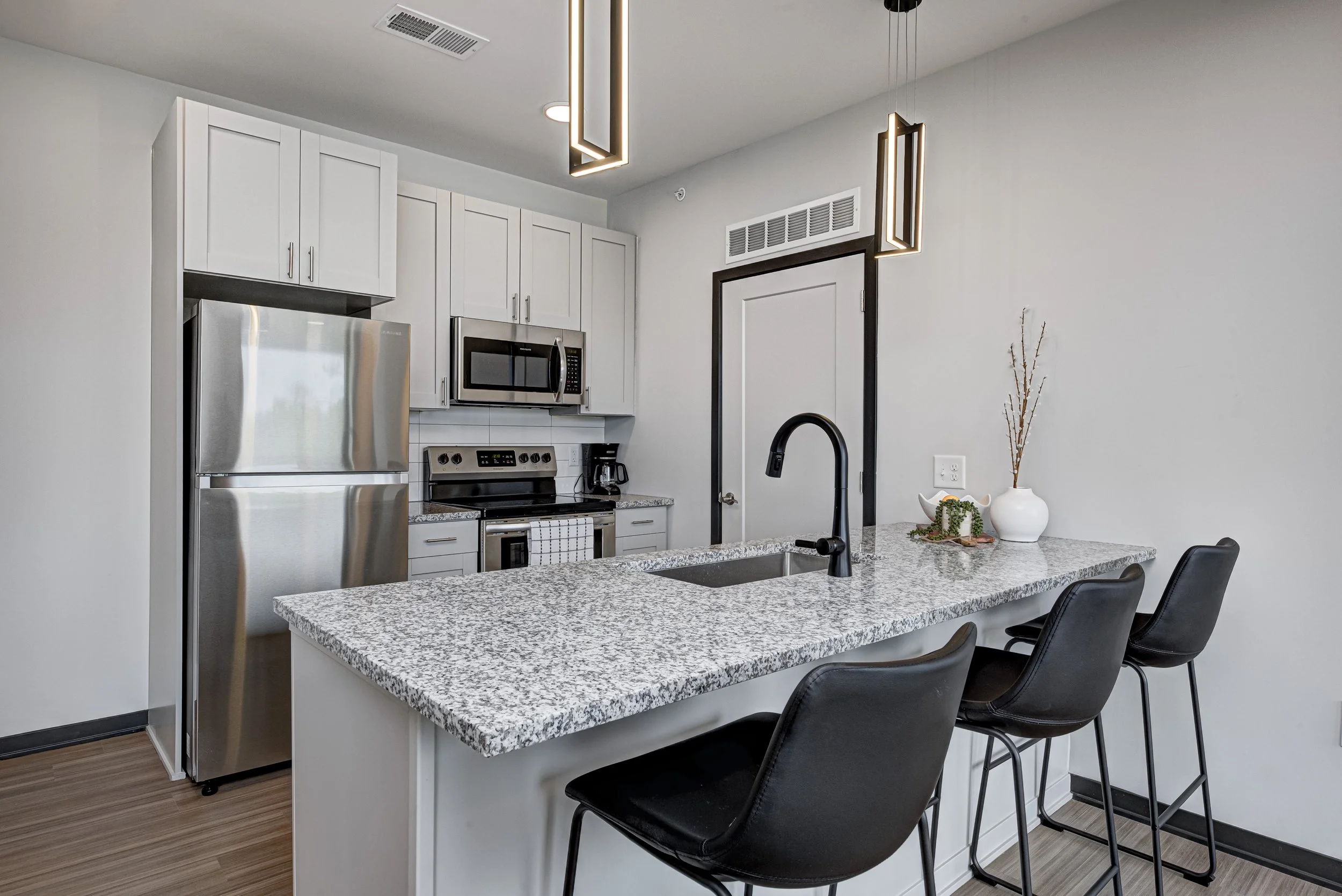 Redline Flats_44.JPG