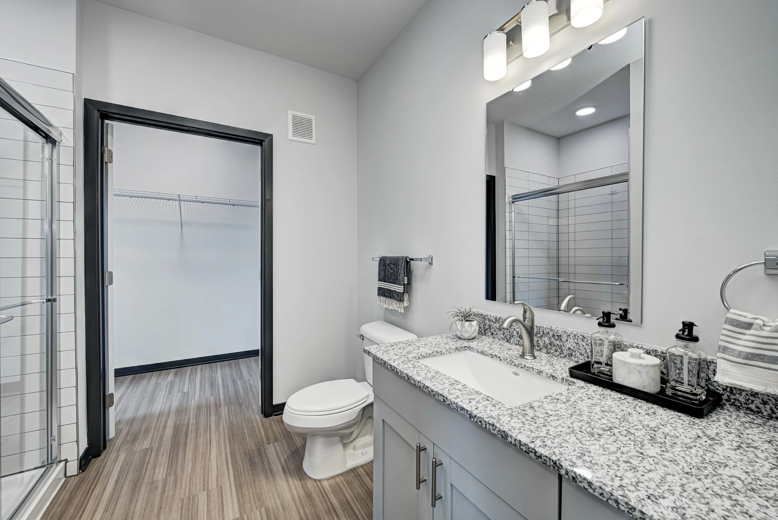 Redline Flats_51.JPG