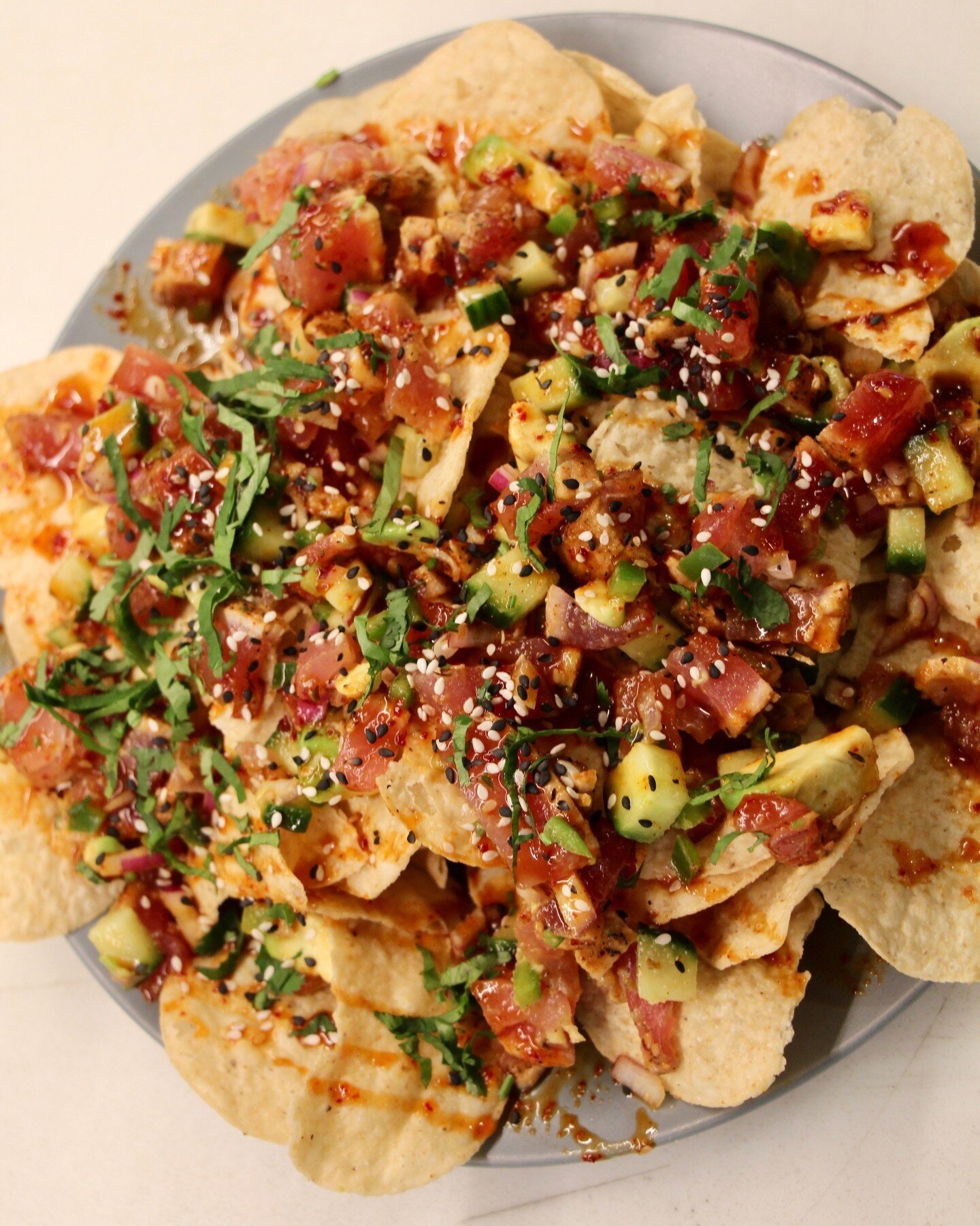 Superbowl appitizer ready in a flash:Ahi Tuna Nachos! Look out for the recipe video coming out next week!🏈🐟