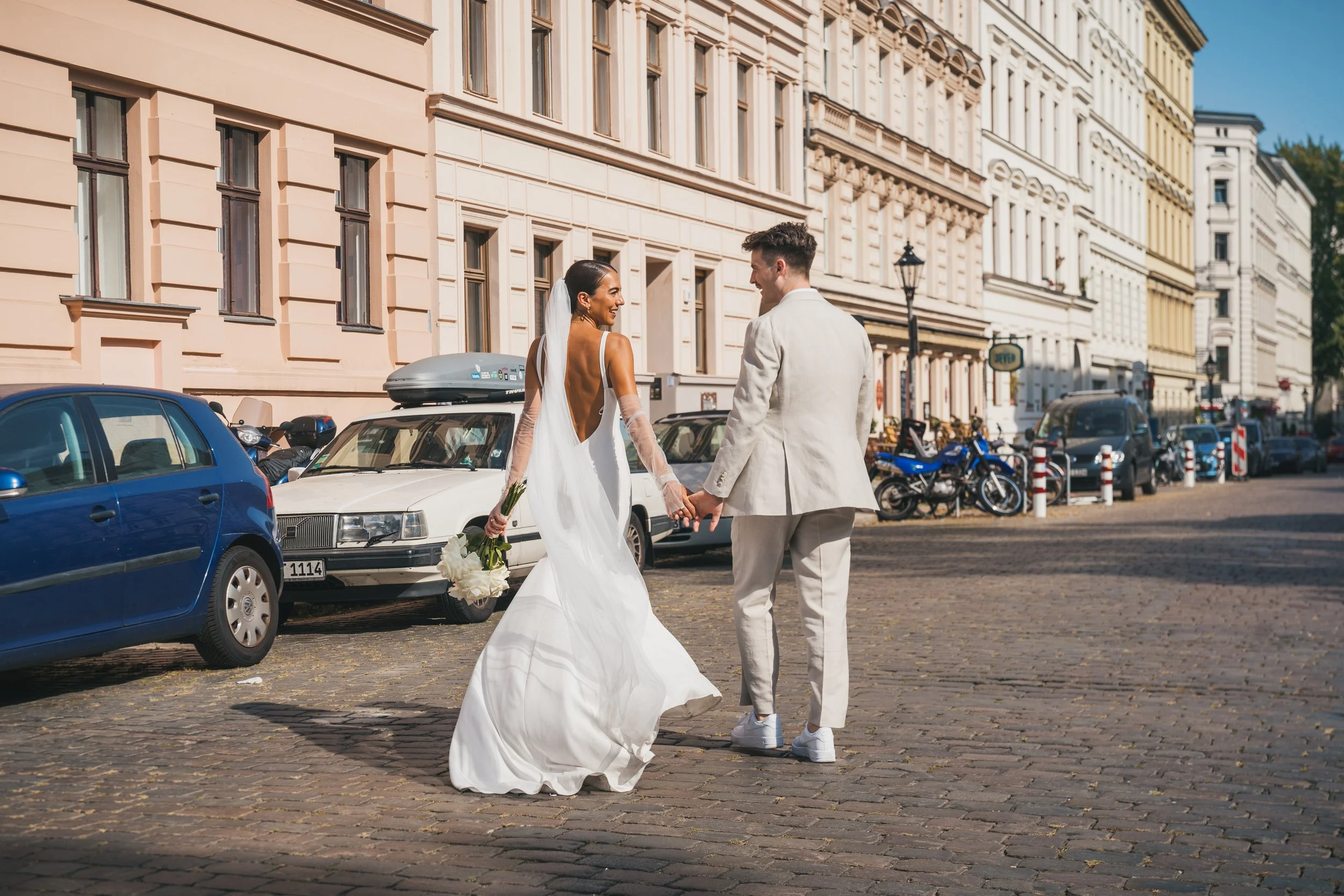 240907_Hochzeit_Guelsah_Julius_12300270_061.jpg
