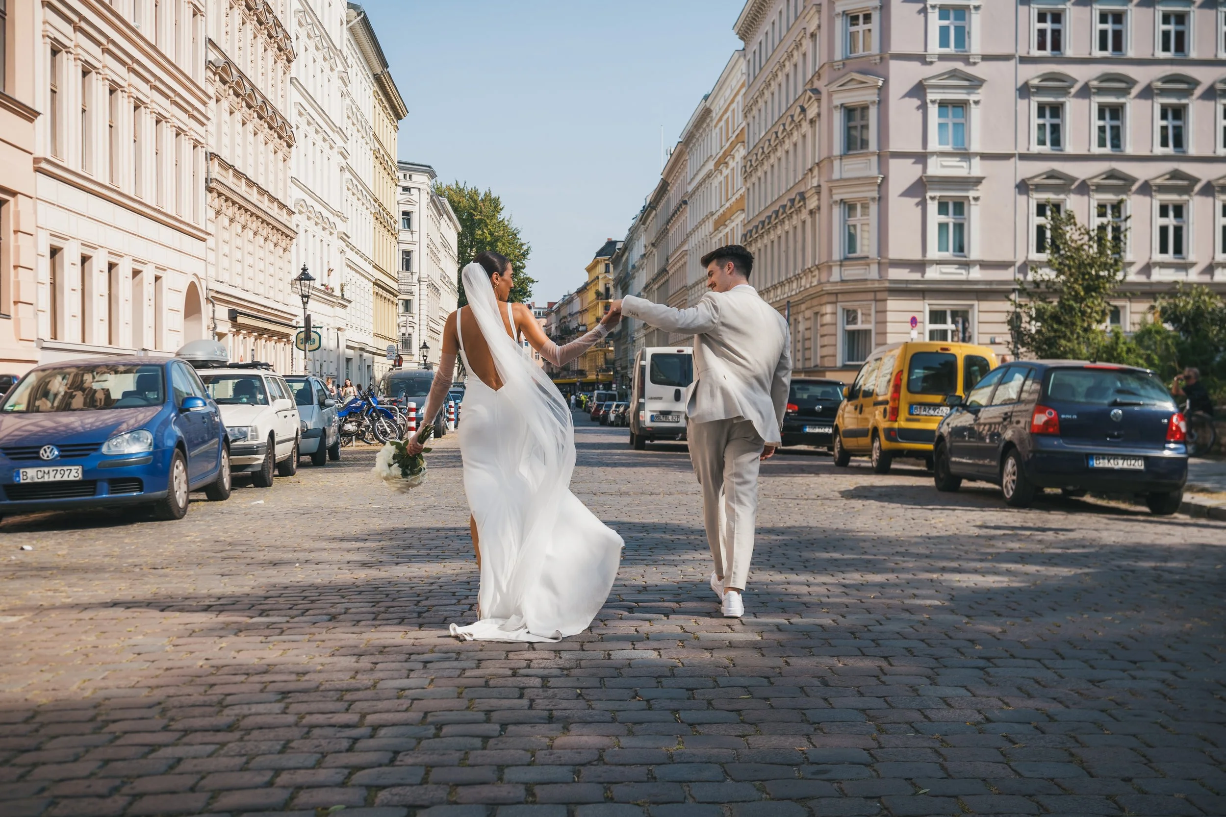 240907_Hochzeit_Guelsah_Julius_12300268_060.jpg