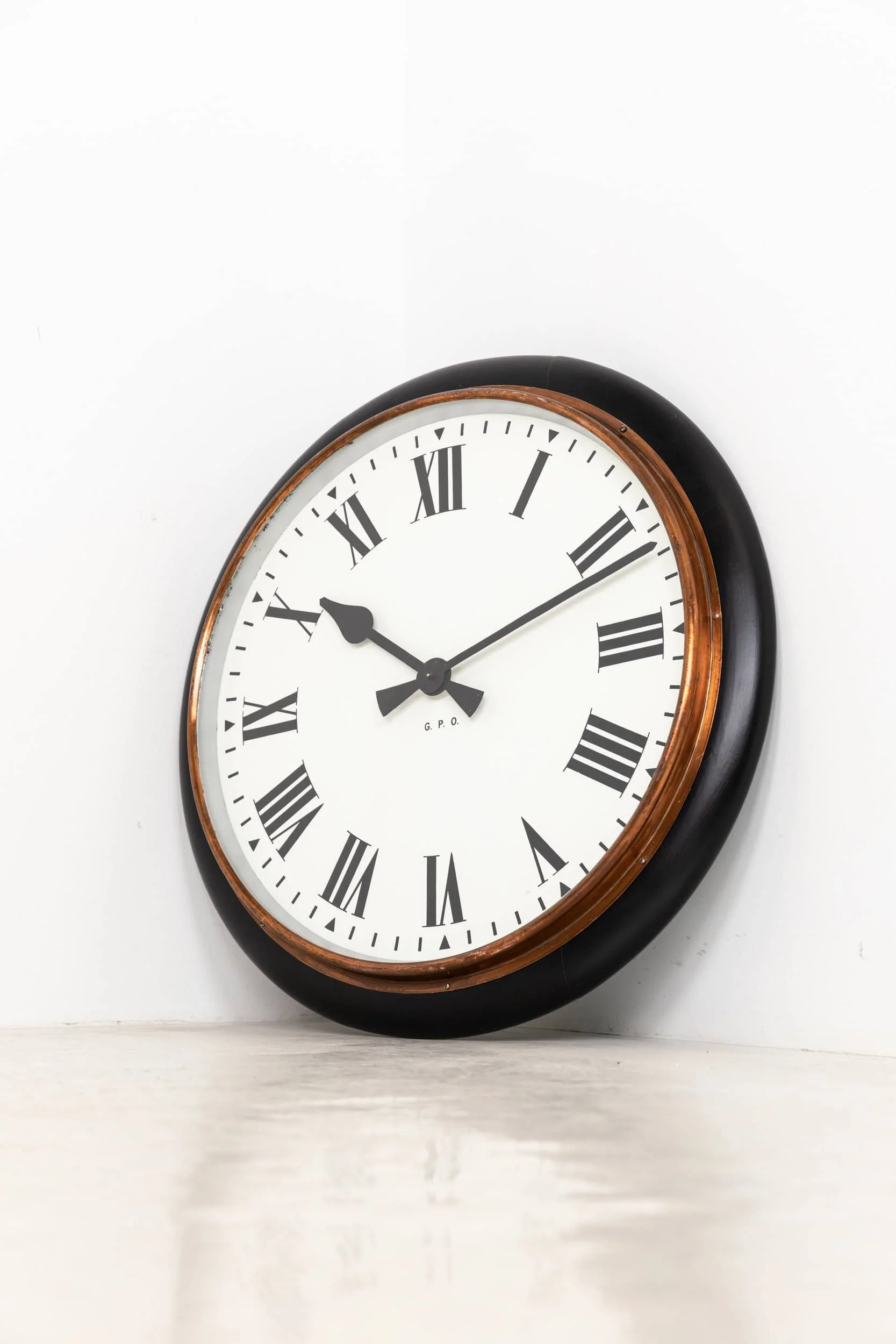 Triangluar Double Sided Illuminated Gents of Leicester Clock — Antiques ...