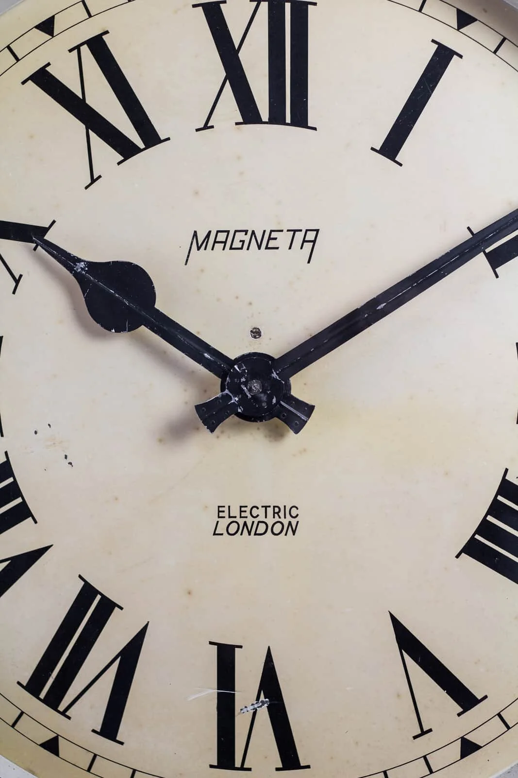 Large Electric Station Wall Clock — Antiques