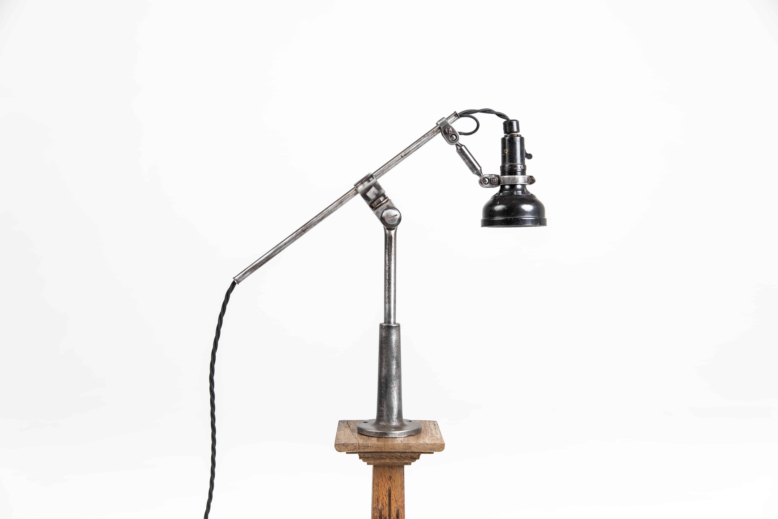 Industrial Singer Sewing Machinist Factory Task Lamp Light, 1920s for sale  at Pamono