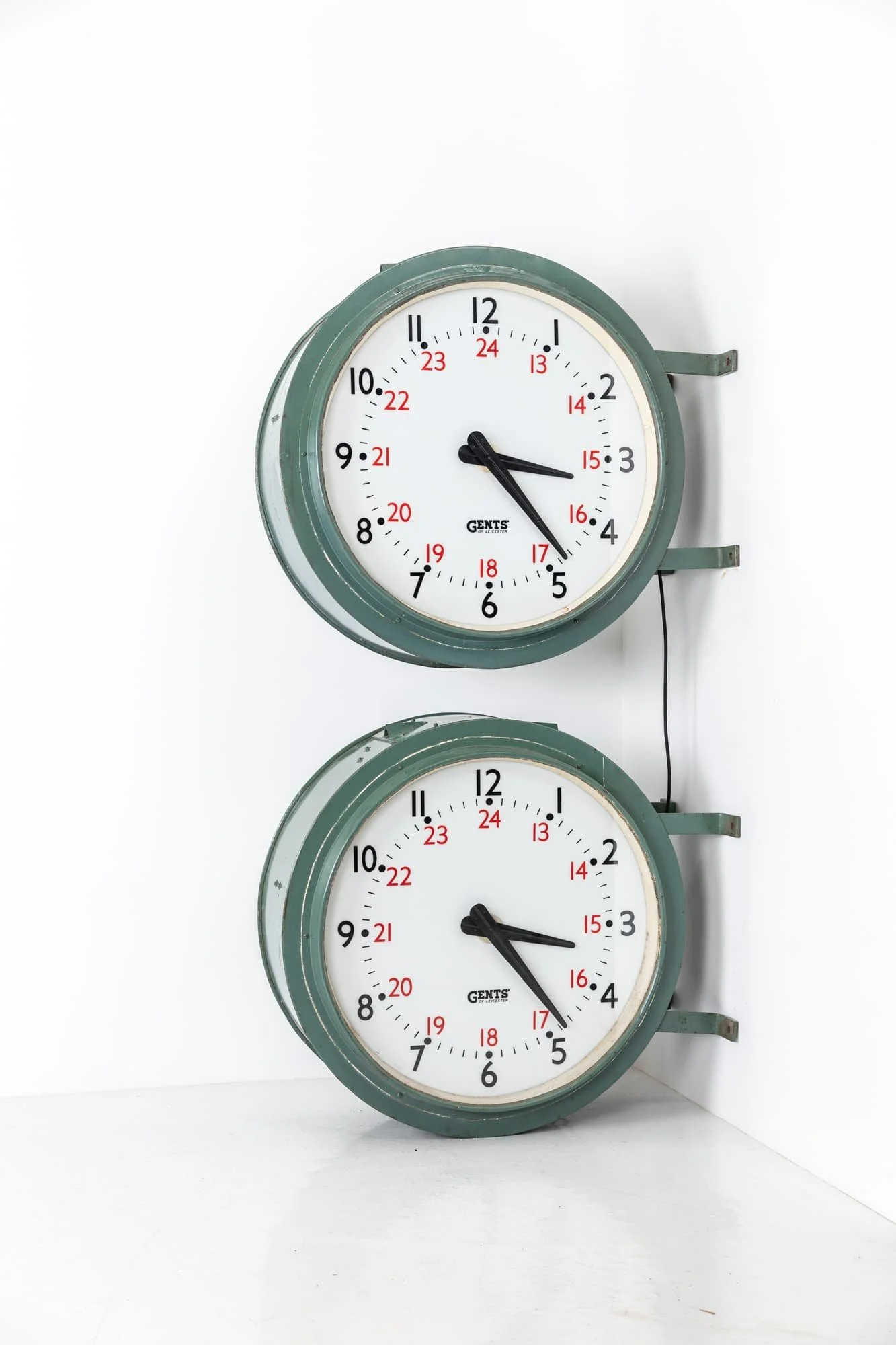 Vintage Industrial Green Double Sided Illuminated Gents of Leicester Clocks (15).jpg
