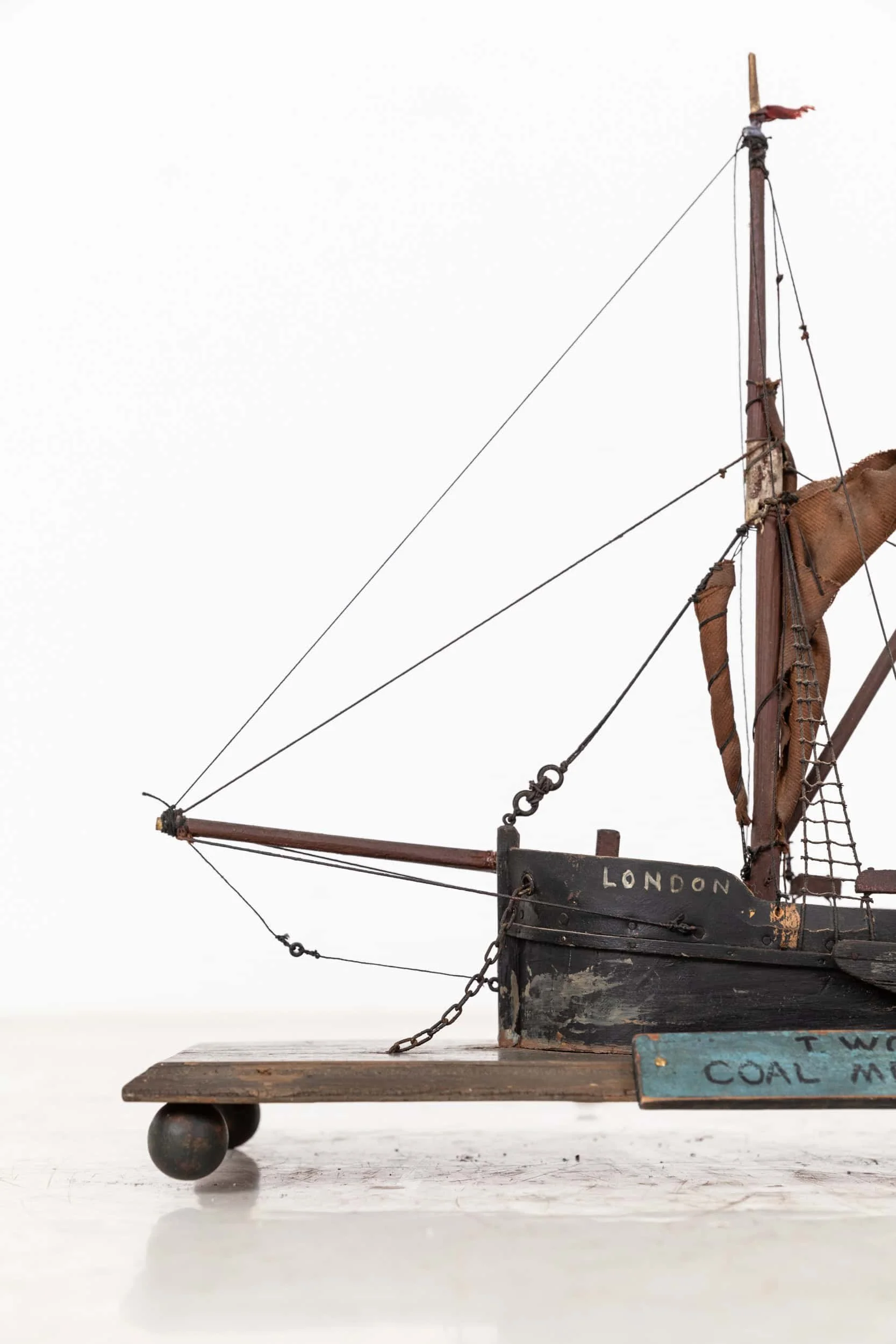 Vintage Scratch Built Thames Barge Boat Model (3).jpg