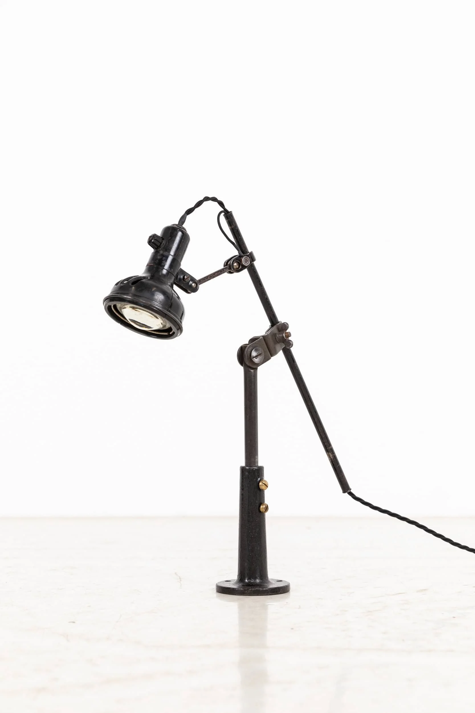 Vintage Industrial Metal Singer Simanco Machinists Desk Lamps (21).jpg
