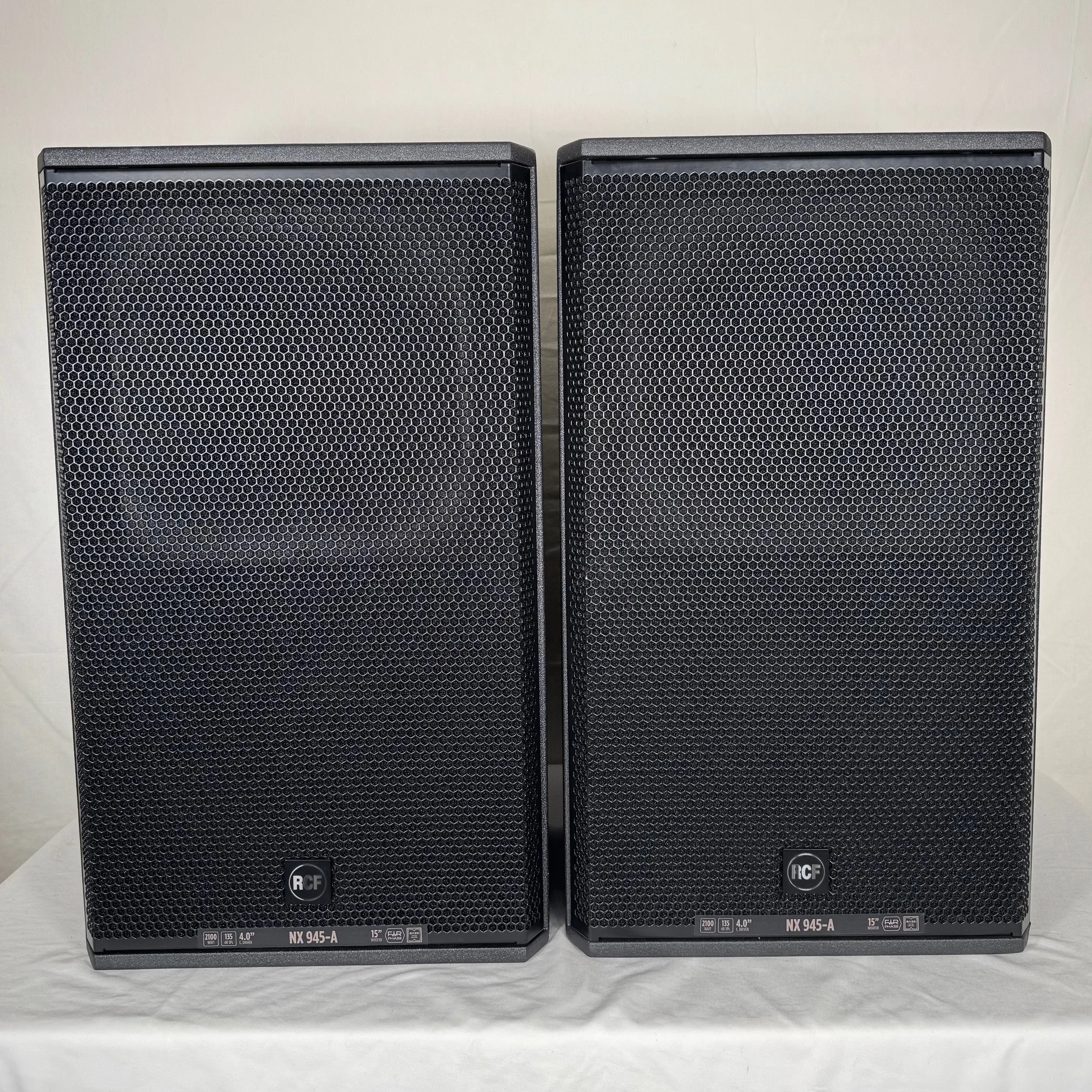RCF NX 945-A Powered Speaker 15” -PAIR- Active PA Loudspeaker 4” Driver – Open Box + Warranty