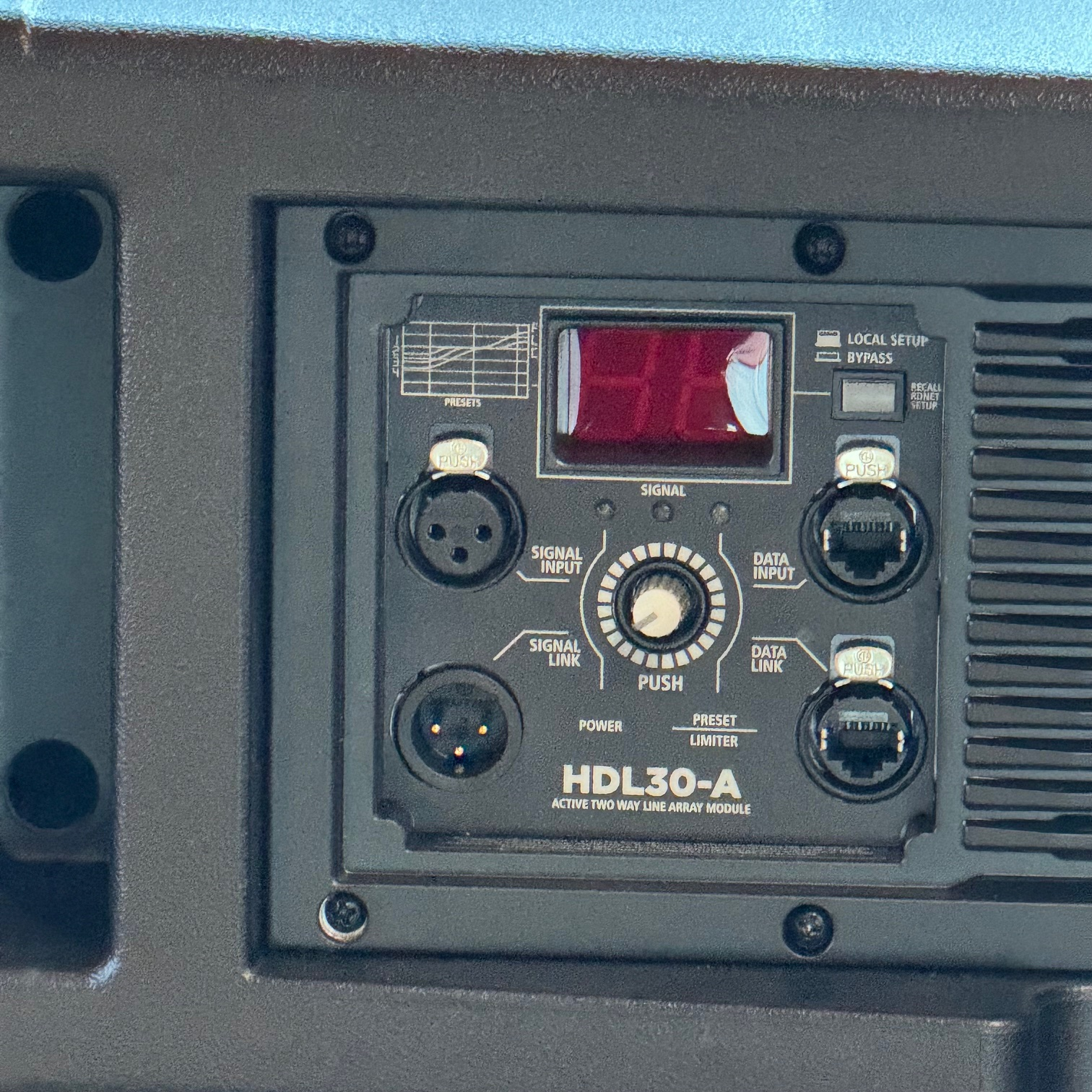HDL 30 amp input.png