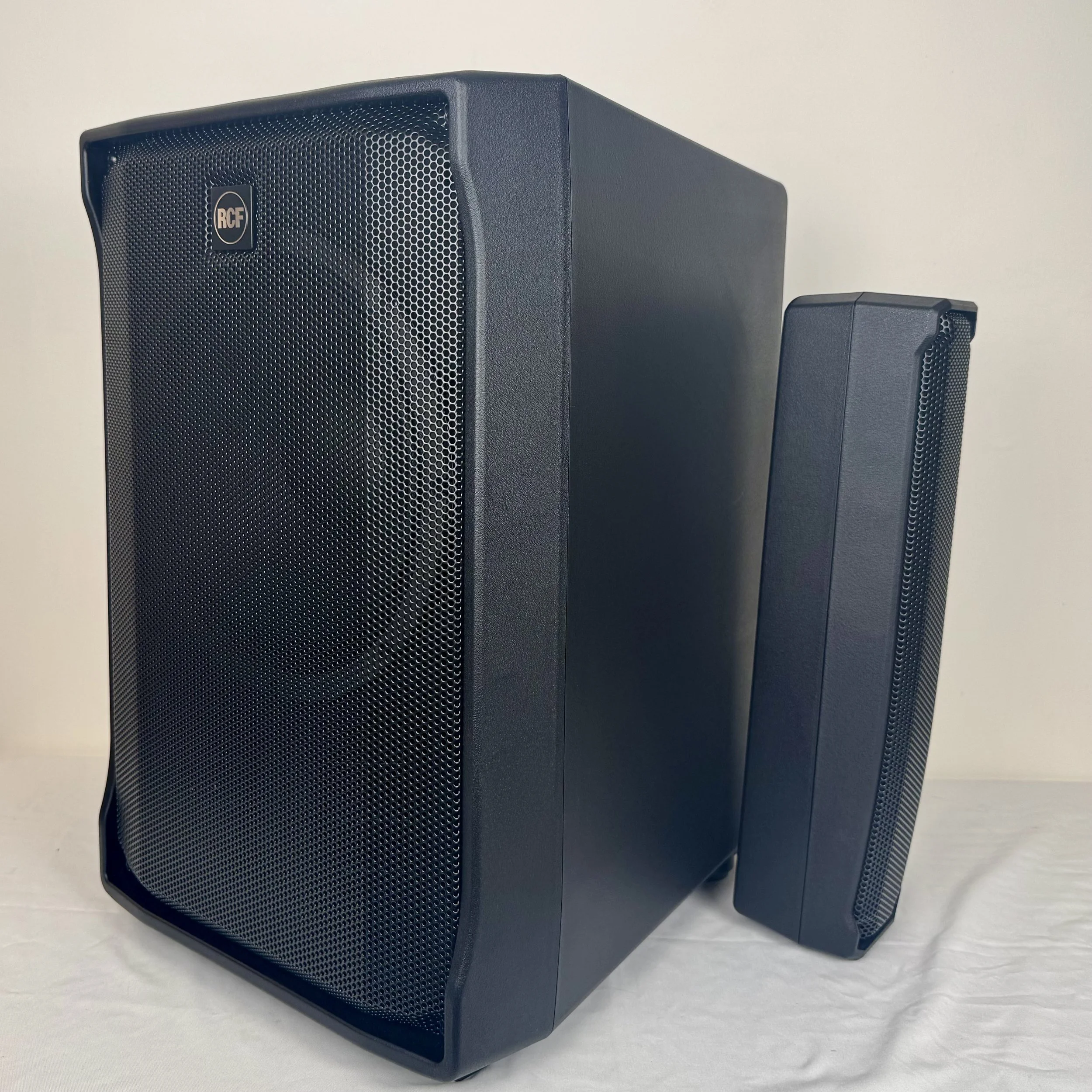 RCF J mix 8 Open box Used