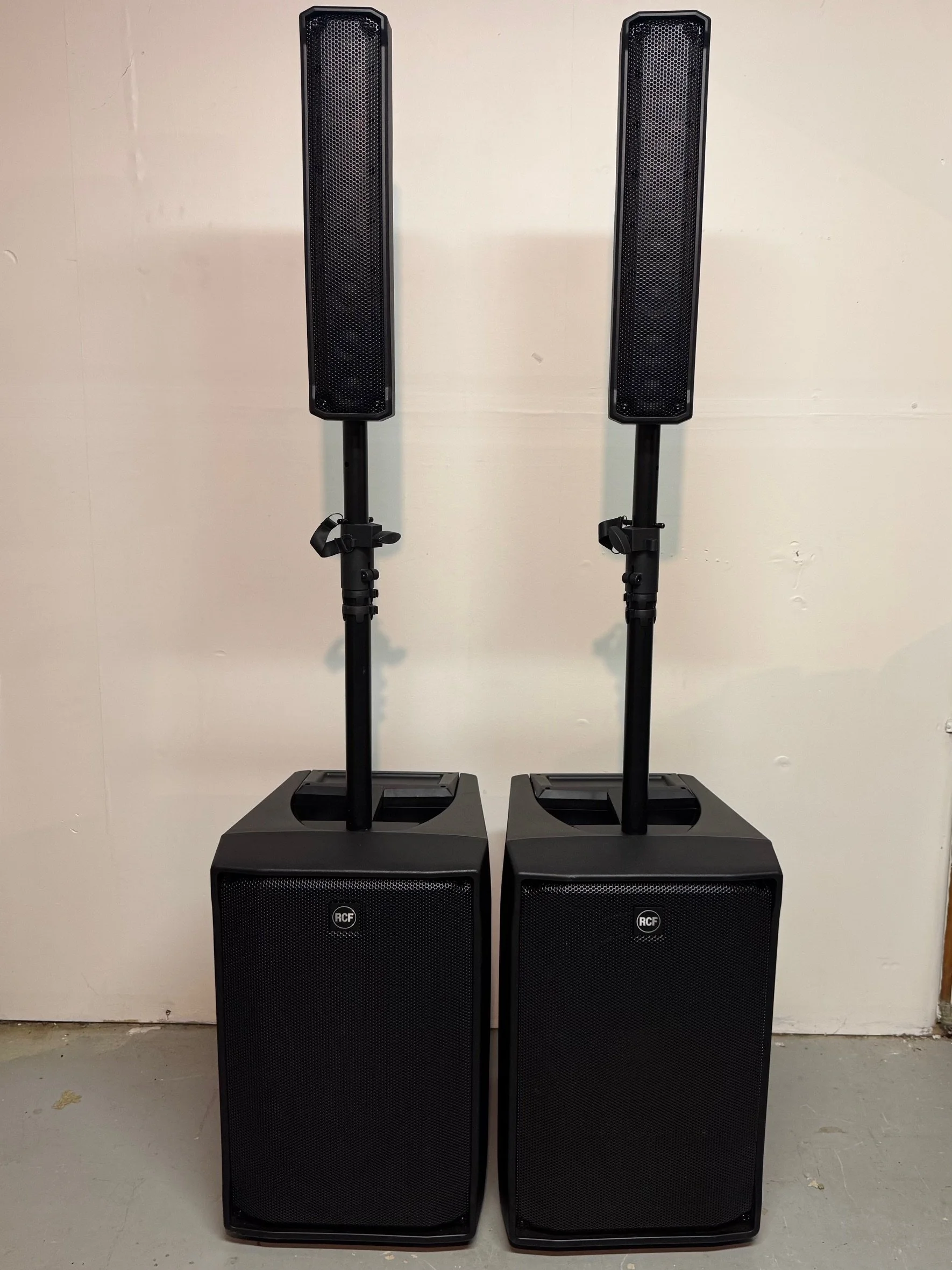 RCF Evox J8 power speaker (open box)