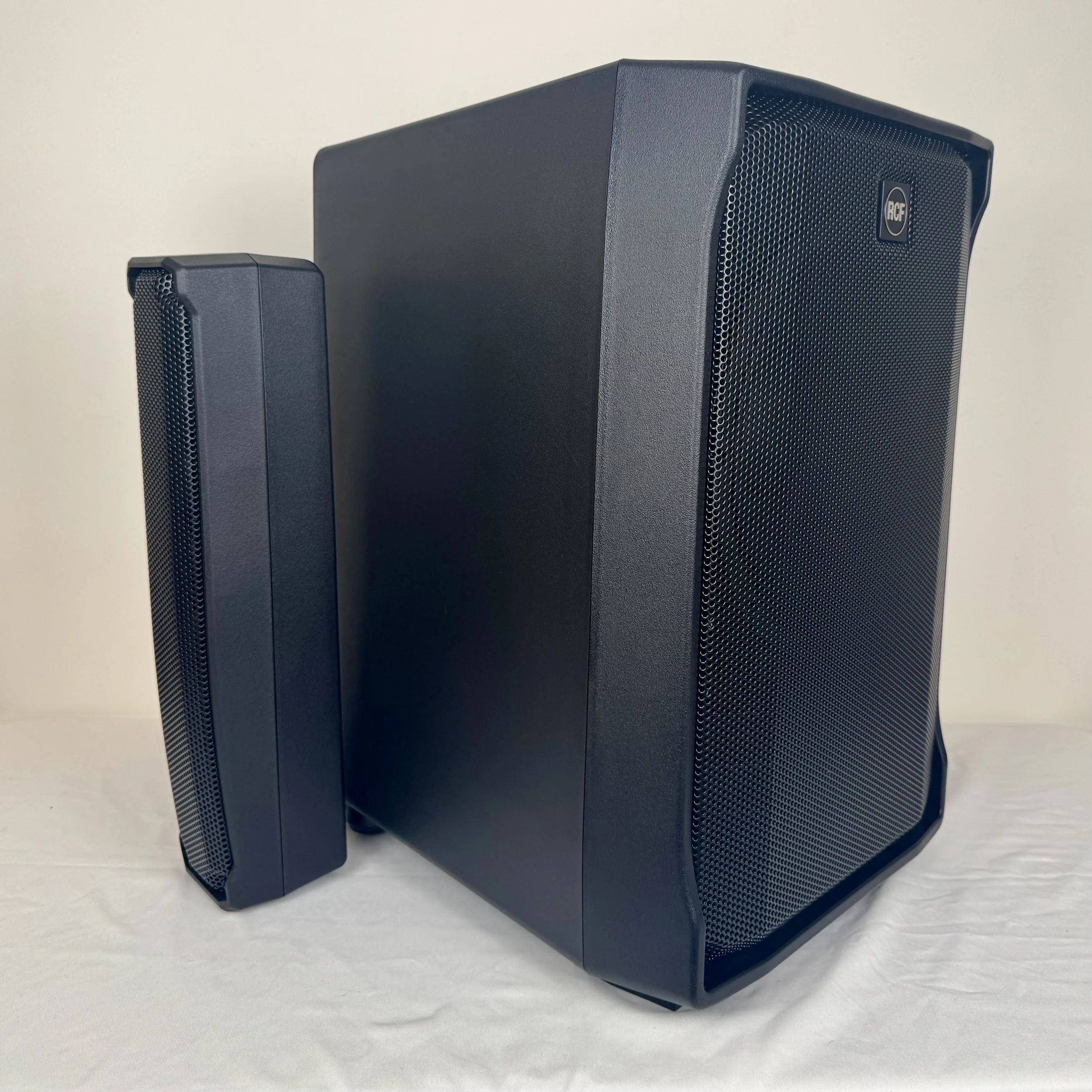 RCF Jmix 8 Open box Used