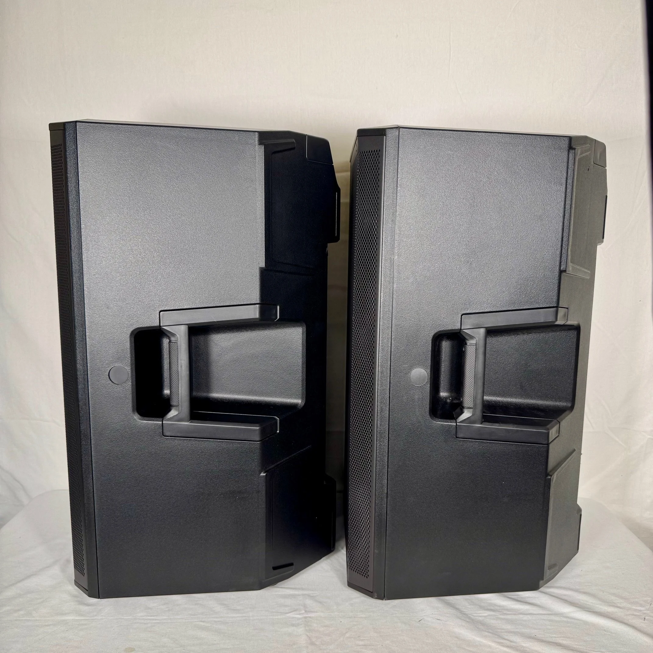 RCF ART 945-A Powered Speaker 15” 2100W Active PA Loudspeaker 4” Driver –USED + Warranty DJ PA Live music