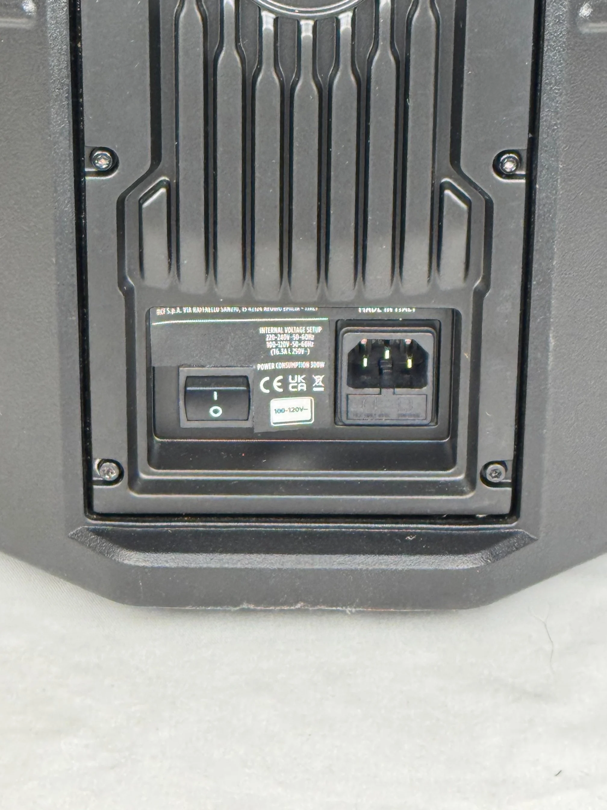 RCF ART 910-A powered two-way PA (open box) used