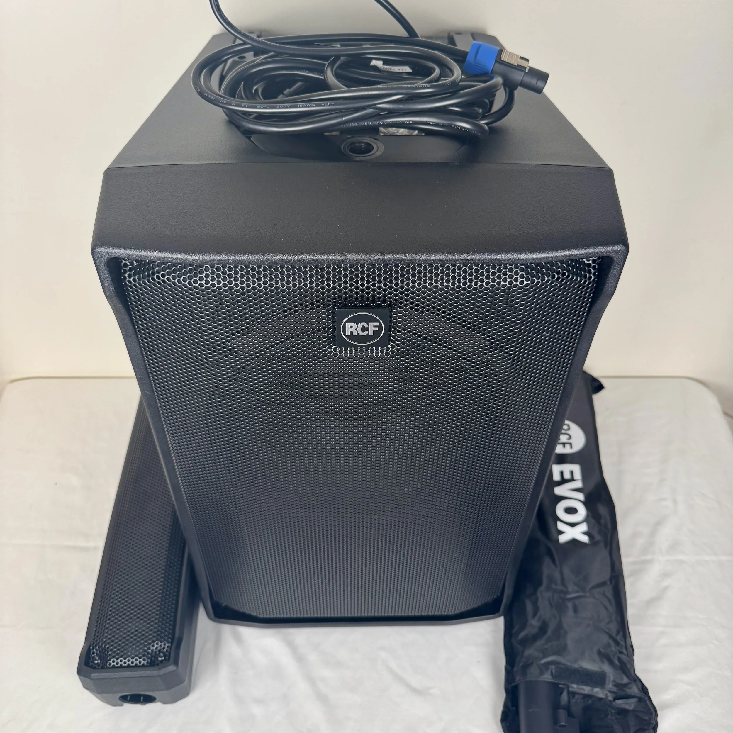 RCF Jmix8 Used open box