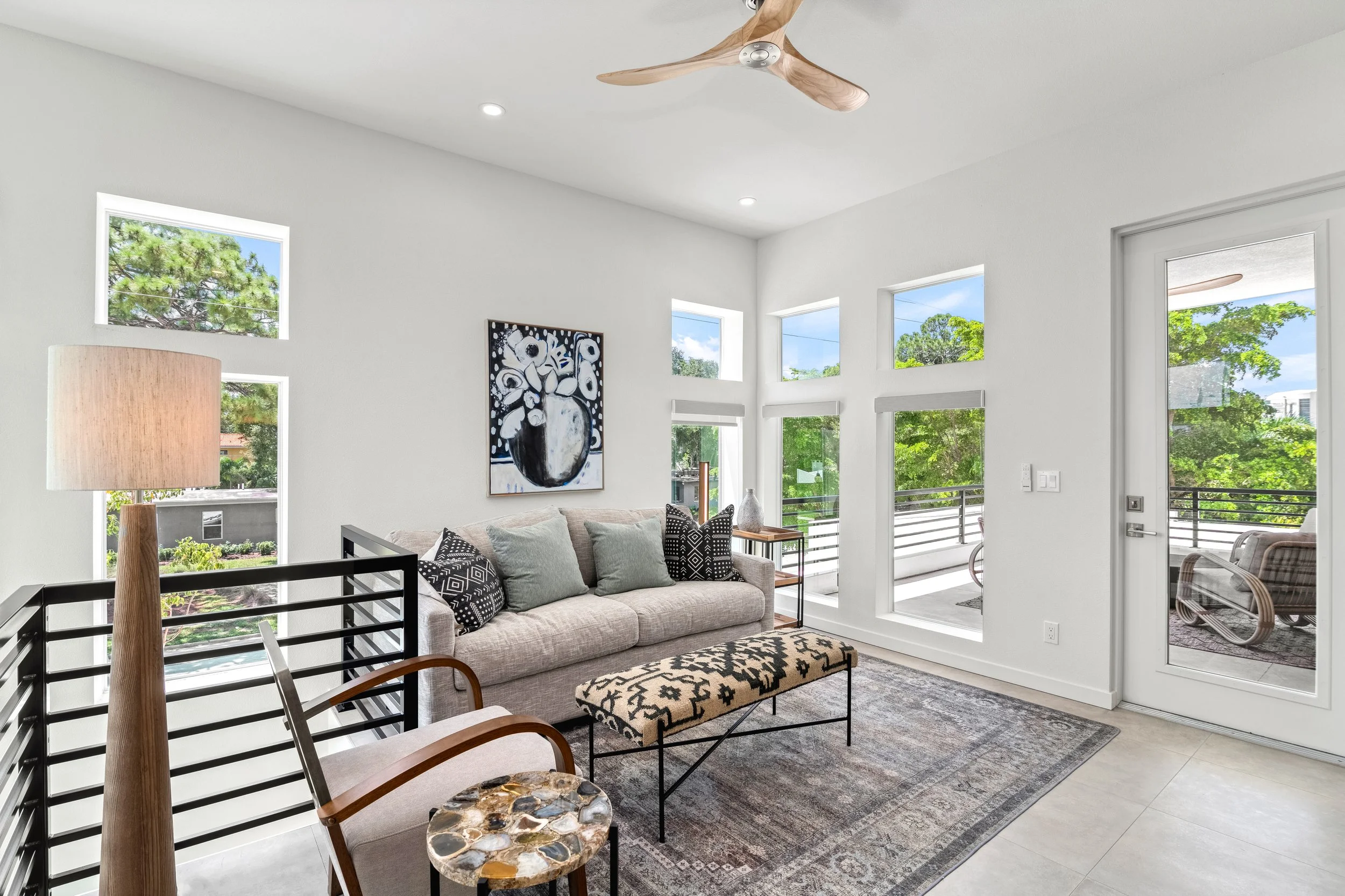 Upstairs Sitting Area View 2.jpg
