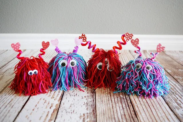 Halloween Monster: Drop In Crafts