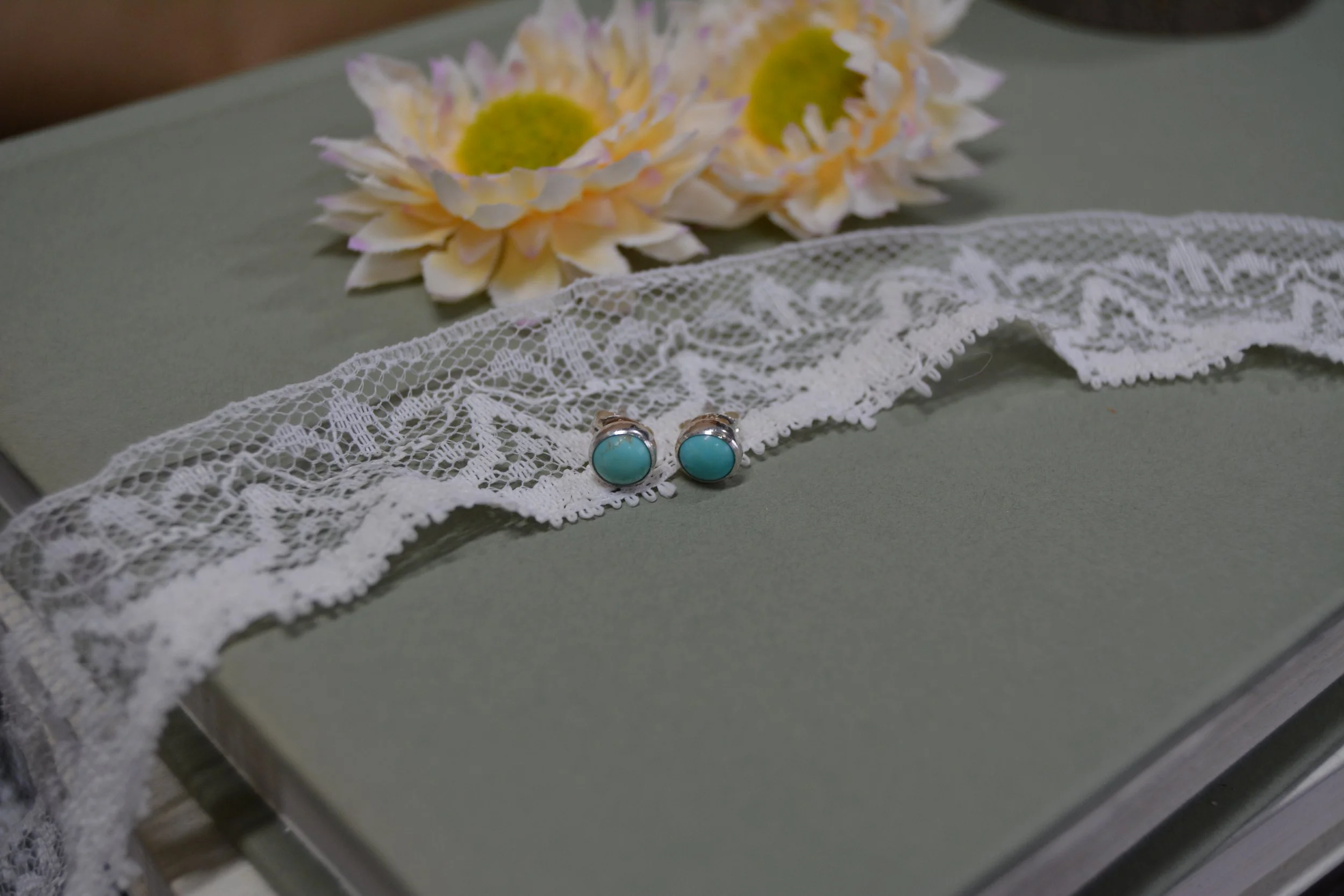 Kingman Turquoise 6mm Stud