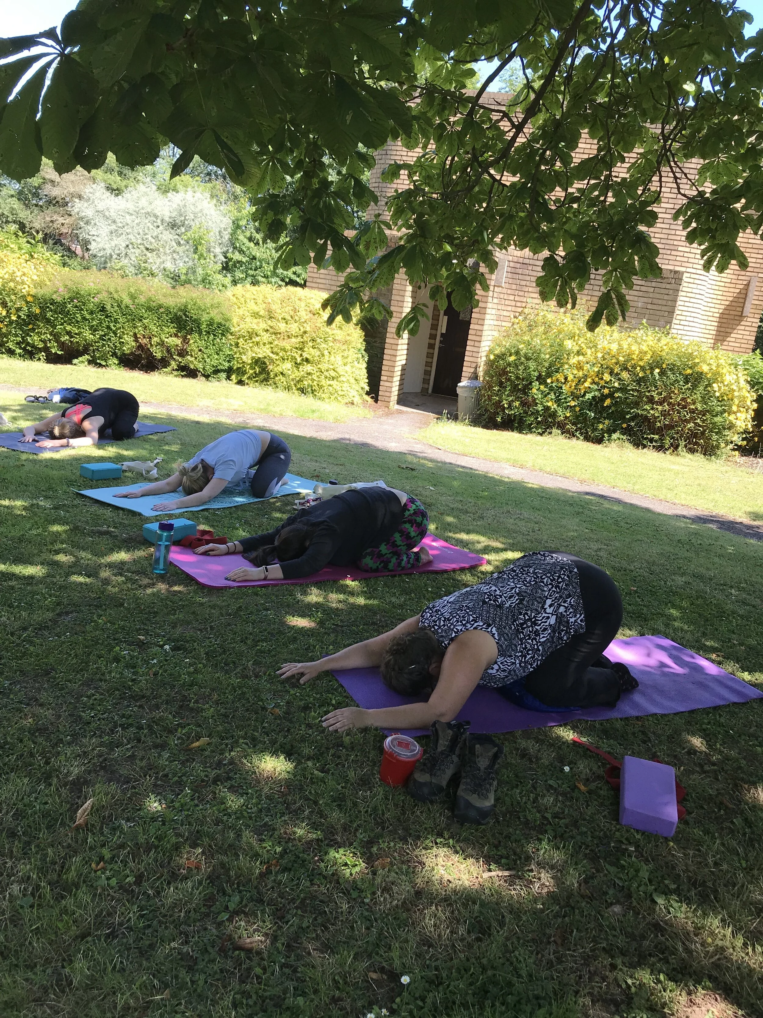 Use of outdoors to offer green space yoga