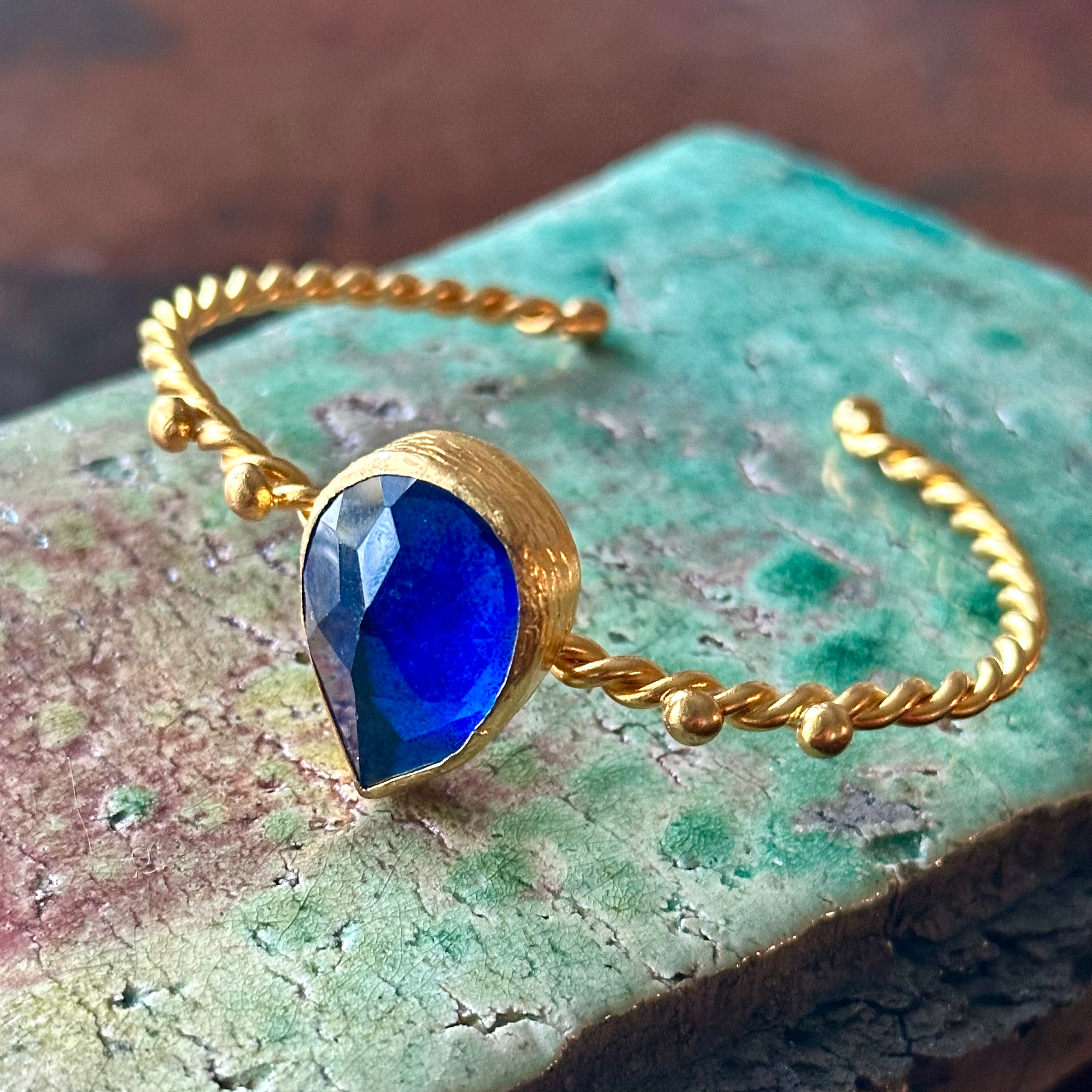 Blue+crystal+turkish+gold+brass+bracelet.jpg+3.+%2476.png