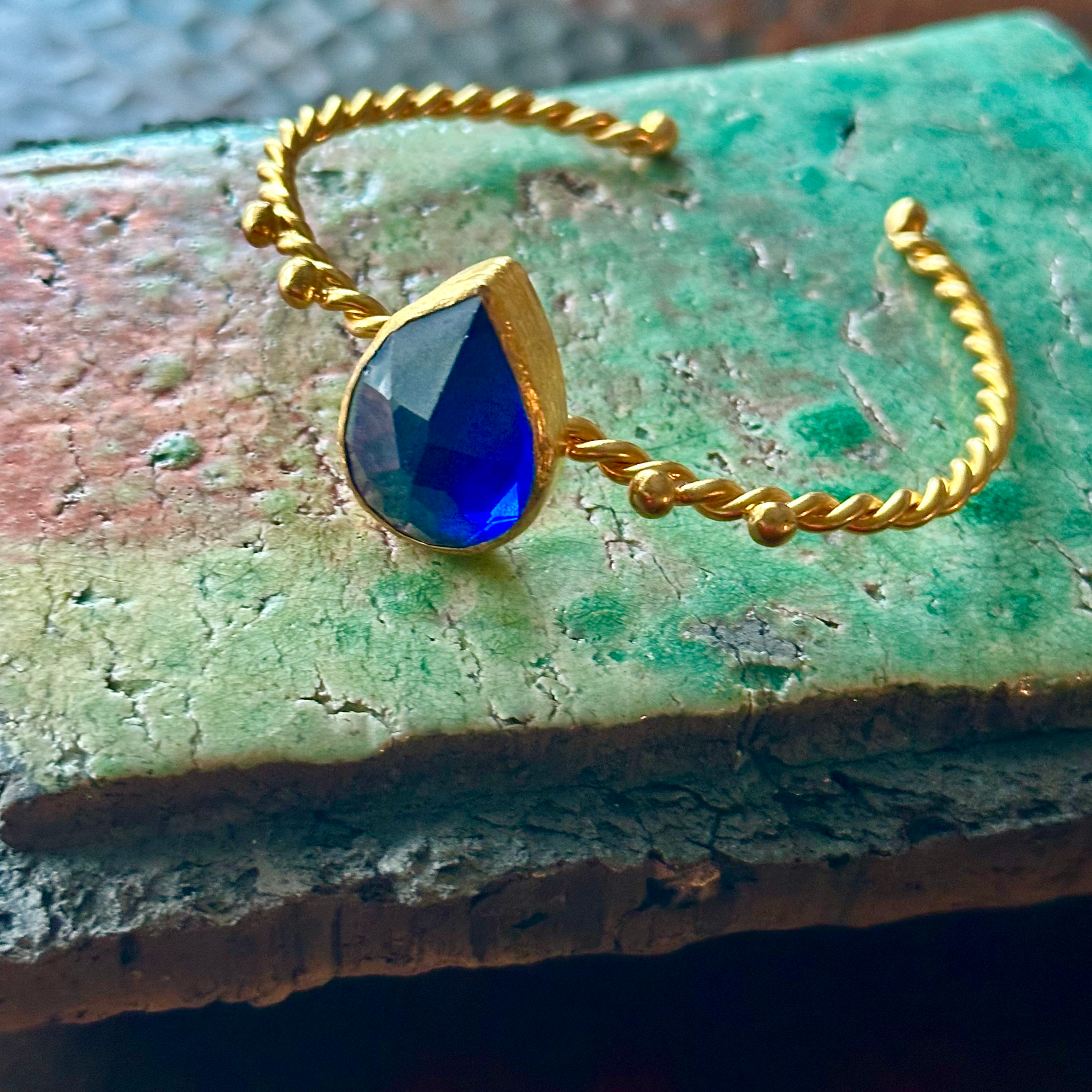 Blue+crystal+turkish+gold+brass+bracelet.jpg+%2476.png