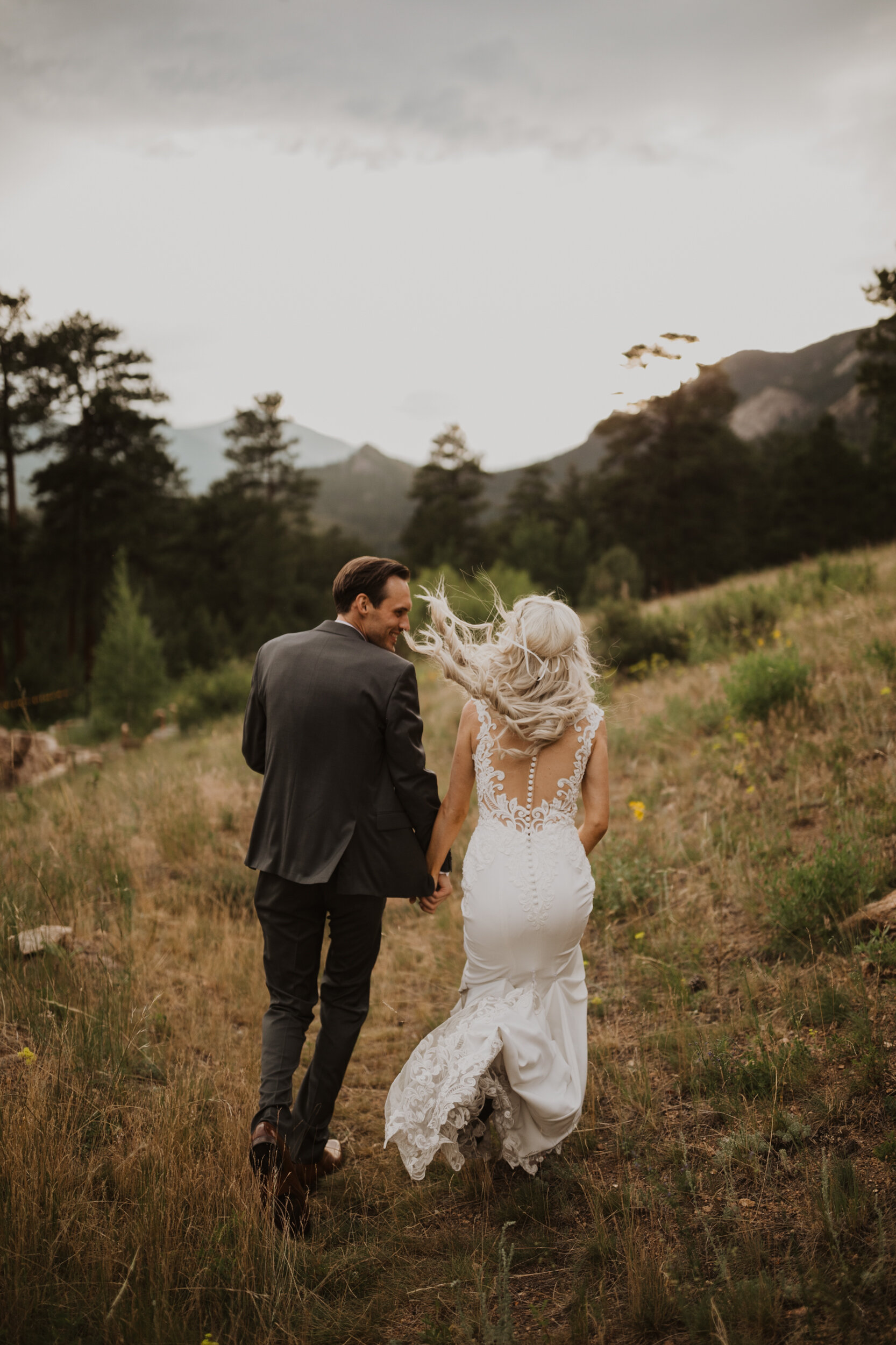 AshleeCrowdenPhotography_Coloradoweddingphotographer-texasweddingphotographer-denverweddingphotographer_-163.jpg