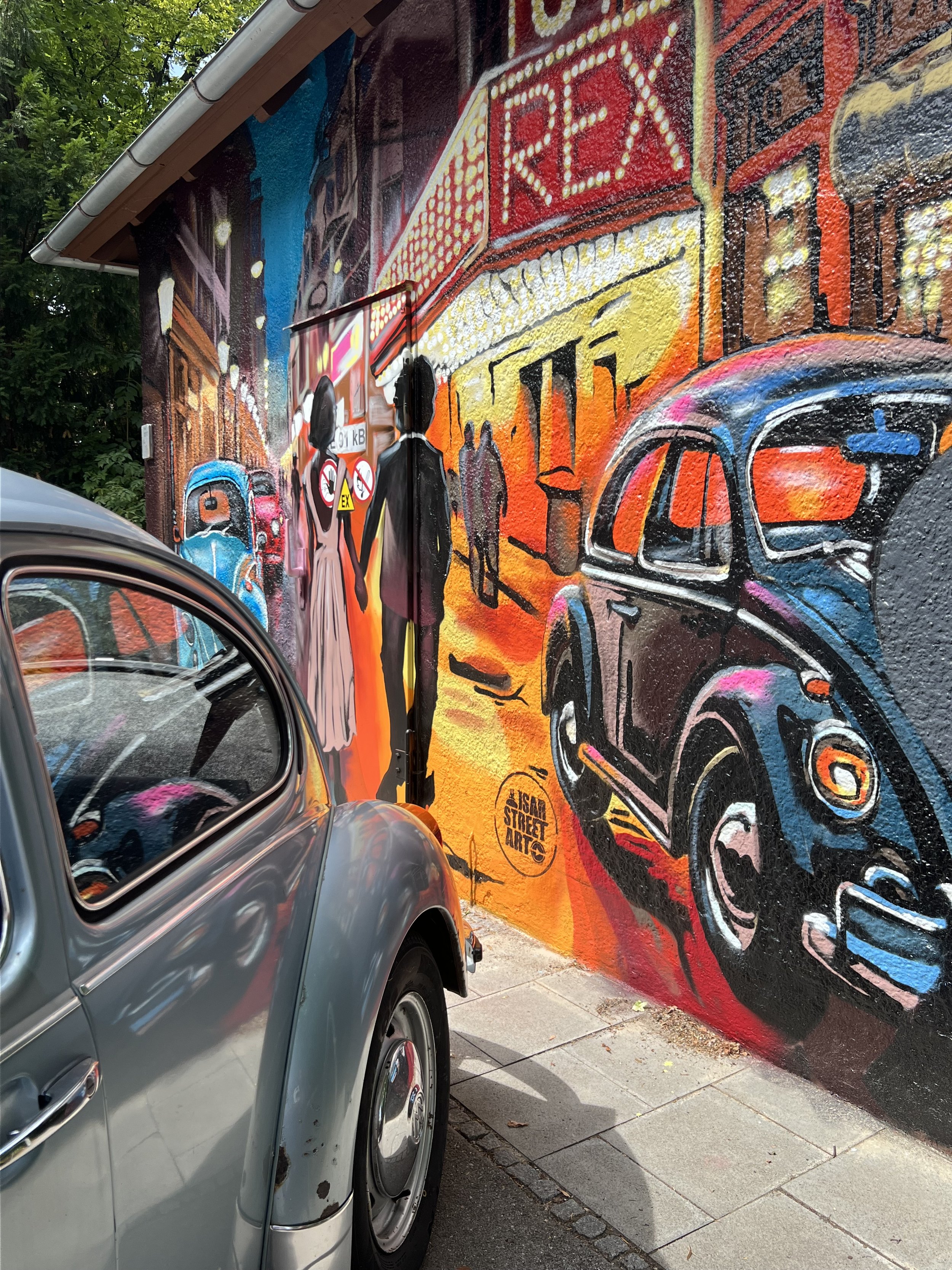 Auftragsgraffiti.jpg 50er Jahre Kino - Graffiti - Lahm - Agricolaplatz Auftragsgraffiti.jpg