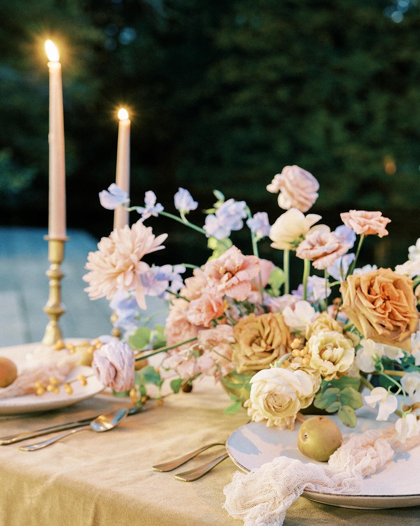 Intimate dinner party🕯️with @trillefloral @winsome_floral at Brooklyn Boathouse.

#intimatewedding #intimateweddingphotographer #intimatedinnerparty #candlelitdinner #prospectparkbrooklyn #prospectparkboathouse #brooklynwedding #nycweddingphotograph