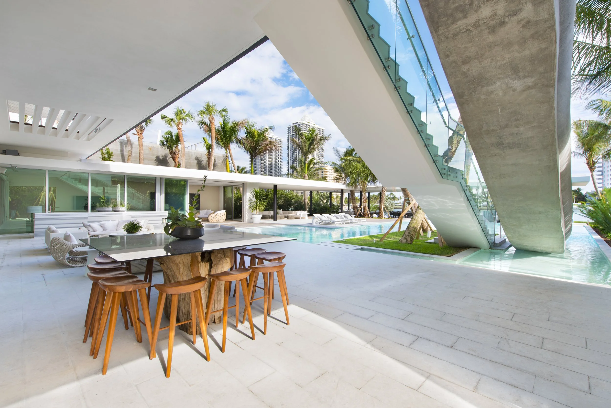 Day - Exterior Lounge Area 2.jpg
