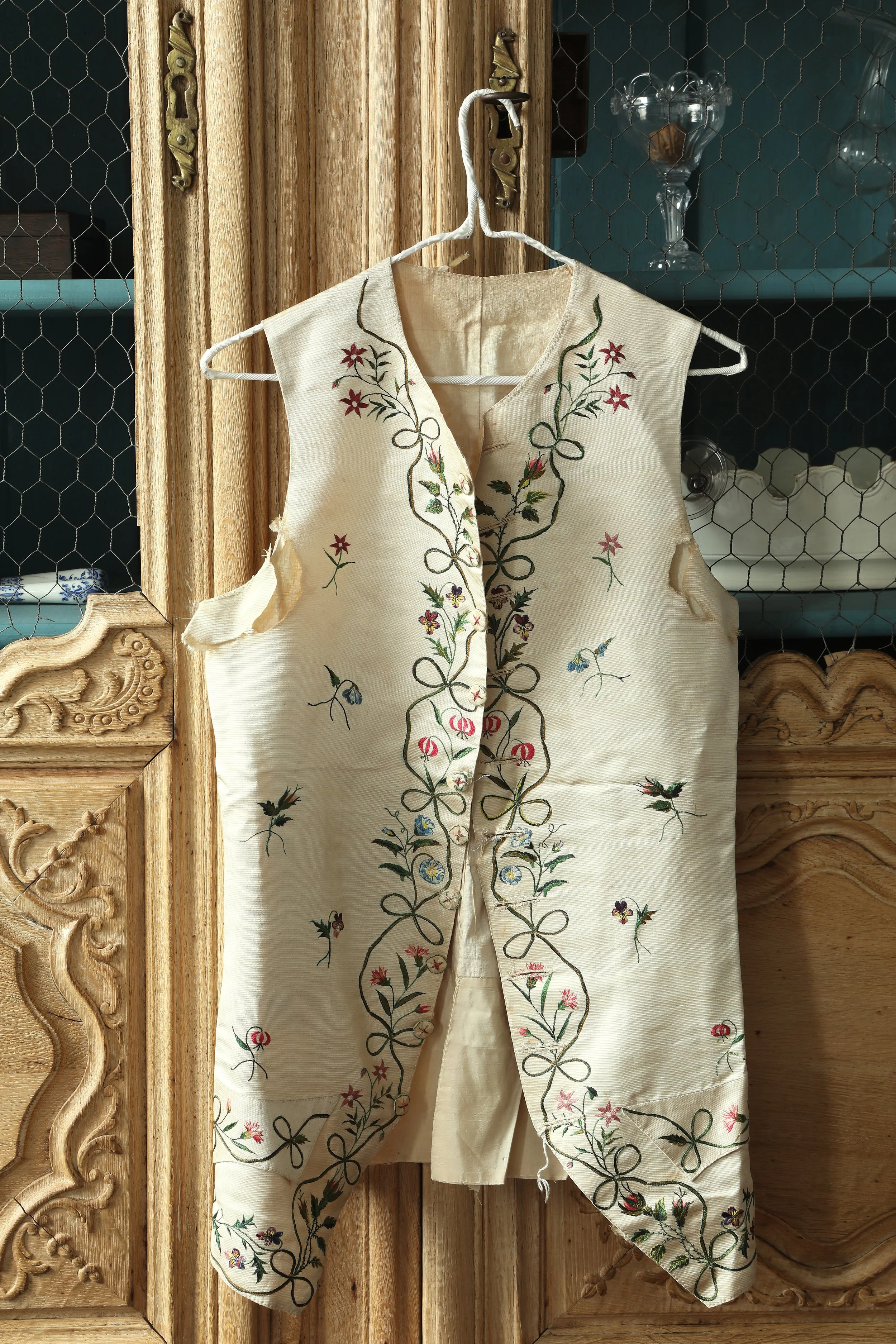 Curio Shop Spring 20242781.jpg