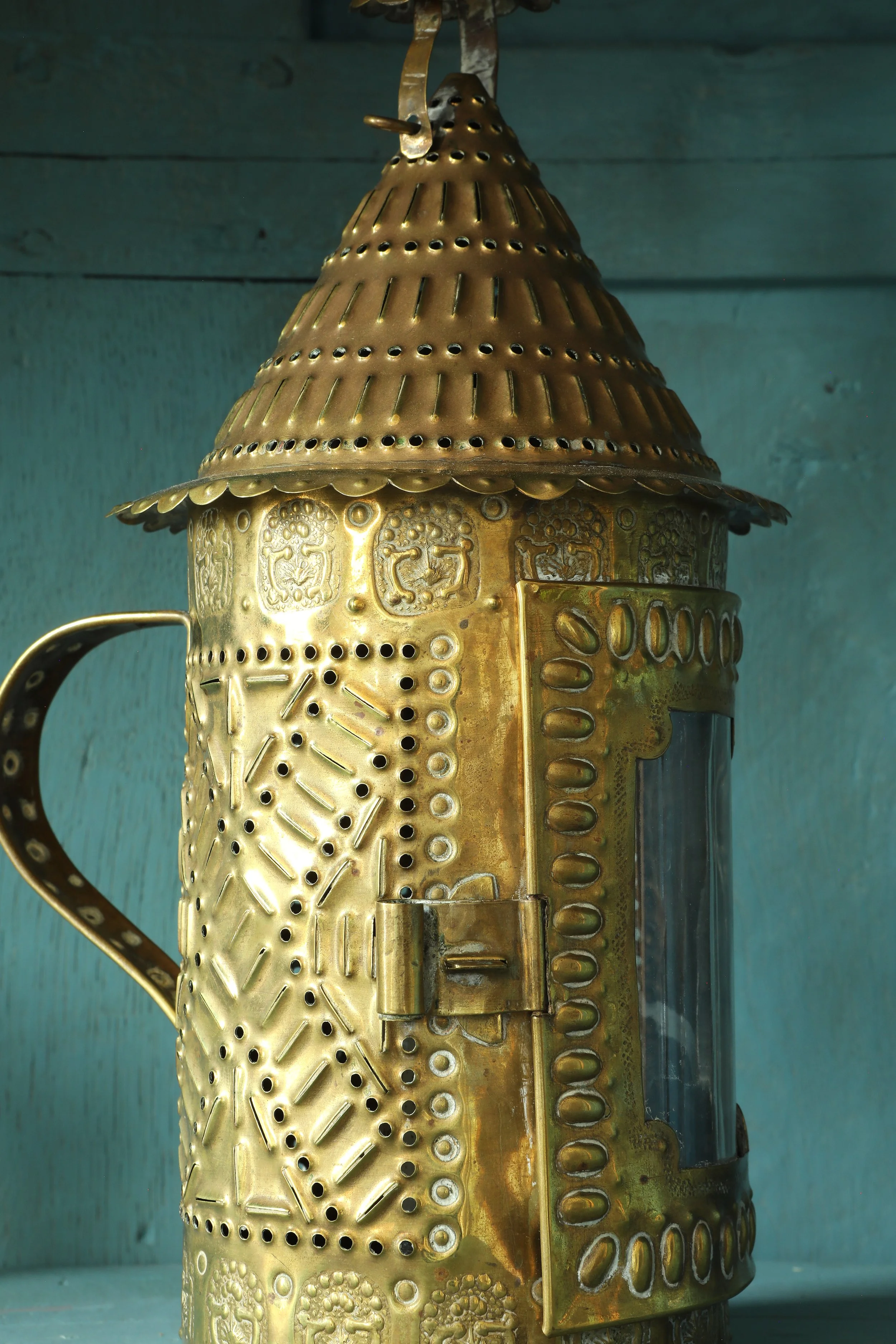 Curio Shop Spring 20244288.jpg