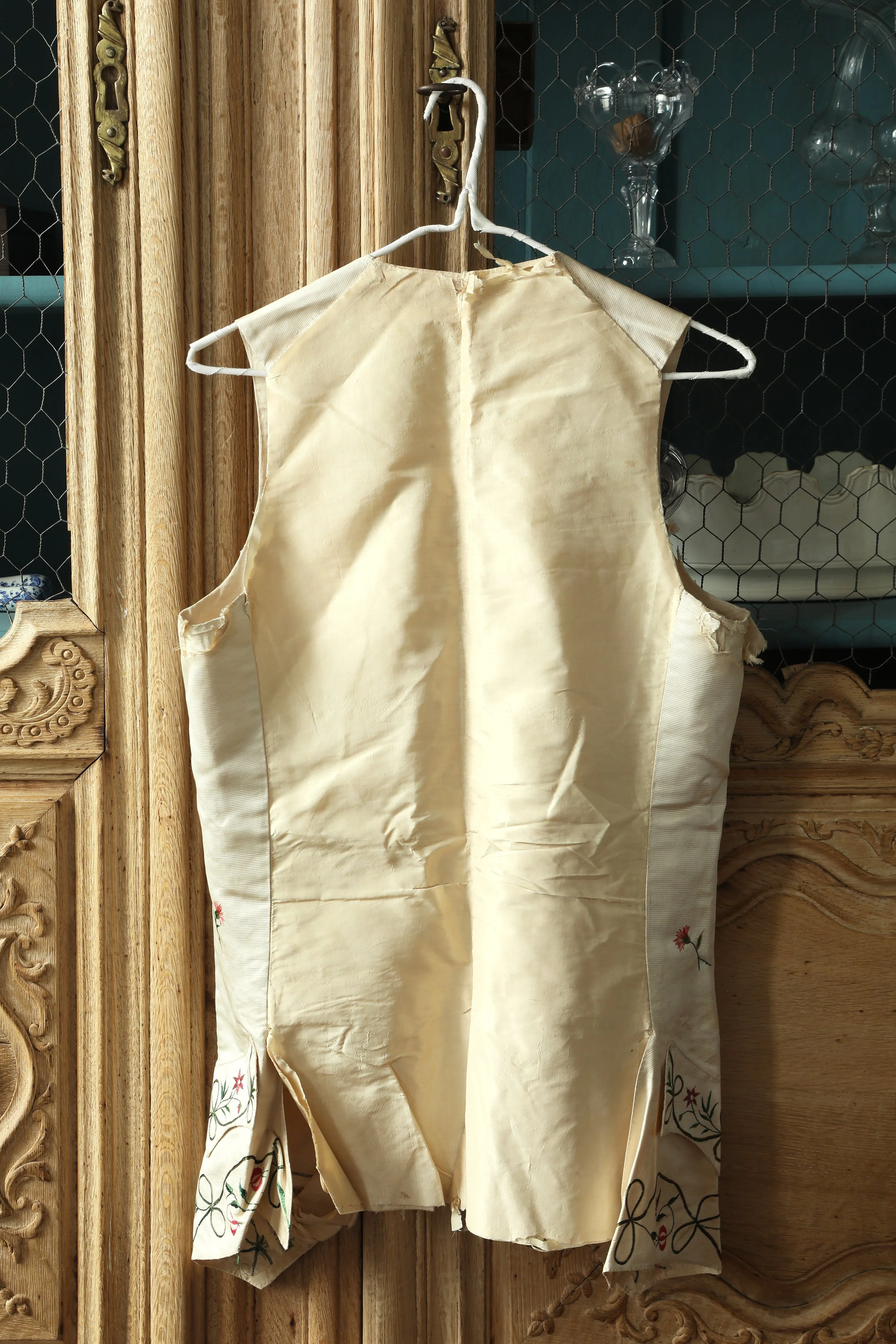 Curio Shop Spring 20242792.jpg