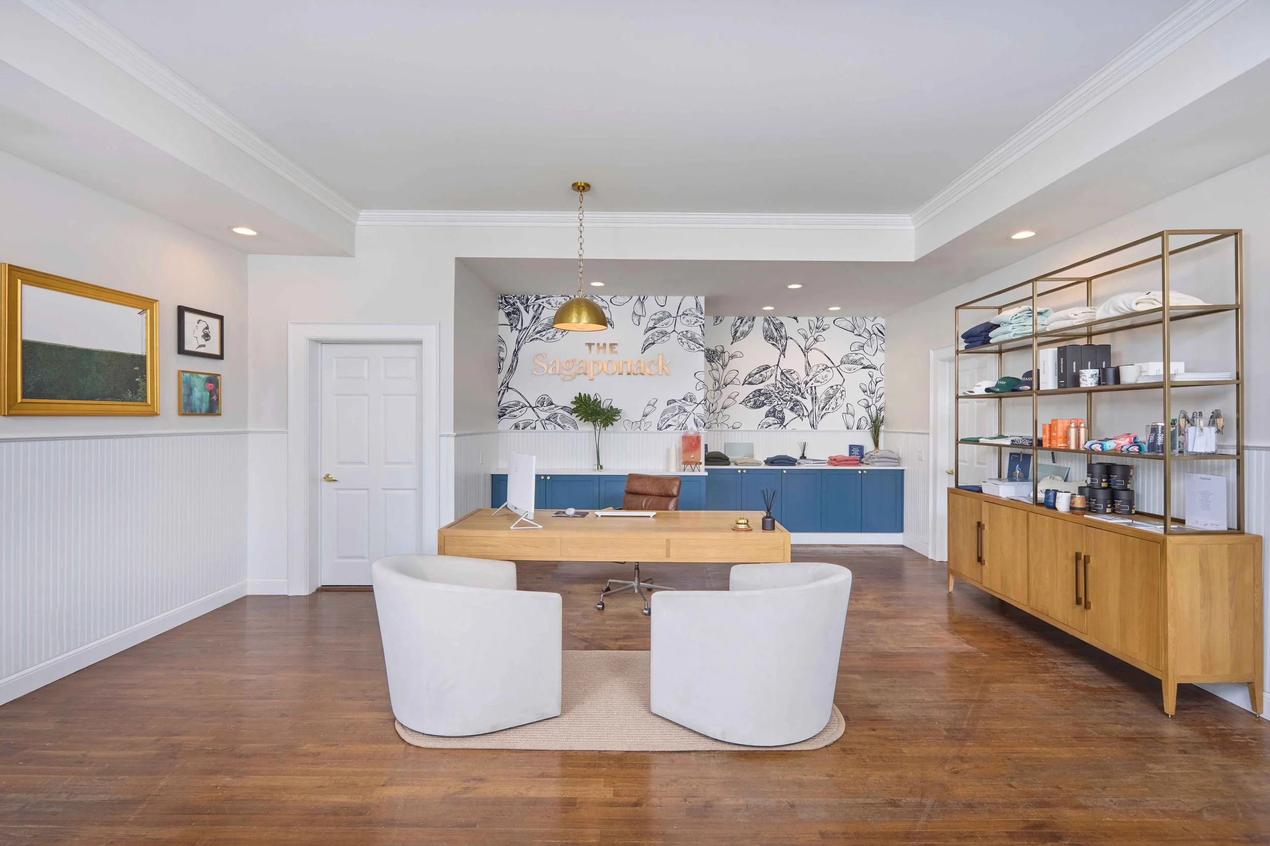 TheSagaponackLobby1PtWeb.jpg
