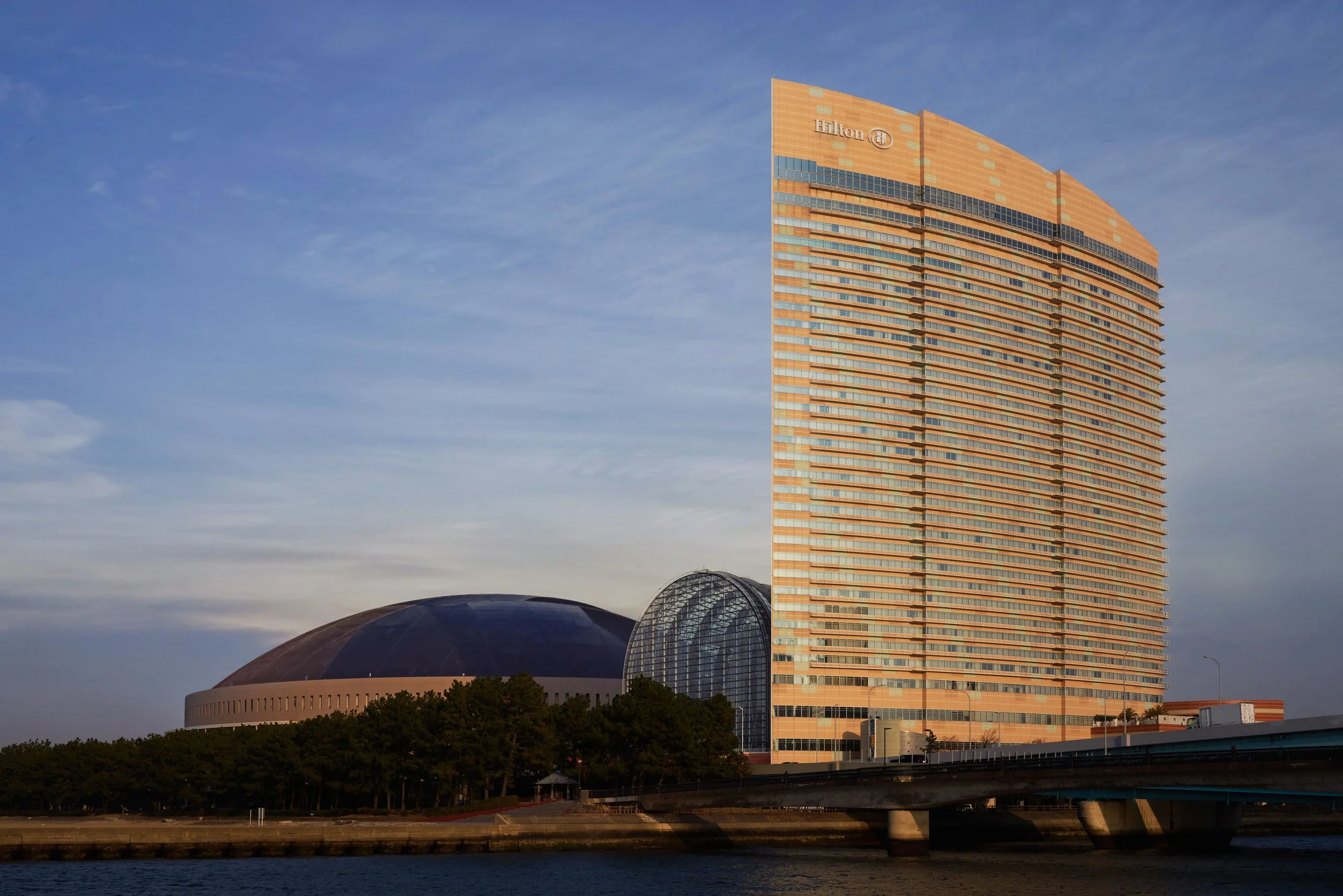 Hilton Fukuoka Sea Hawk Hotel Atrium — Fukuoka, Japan