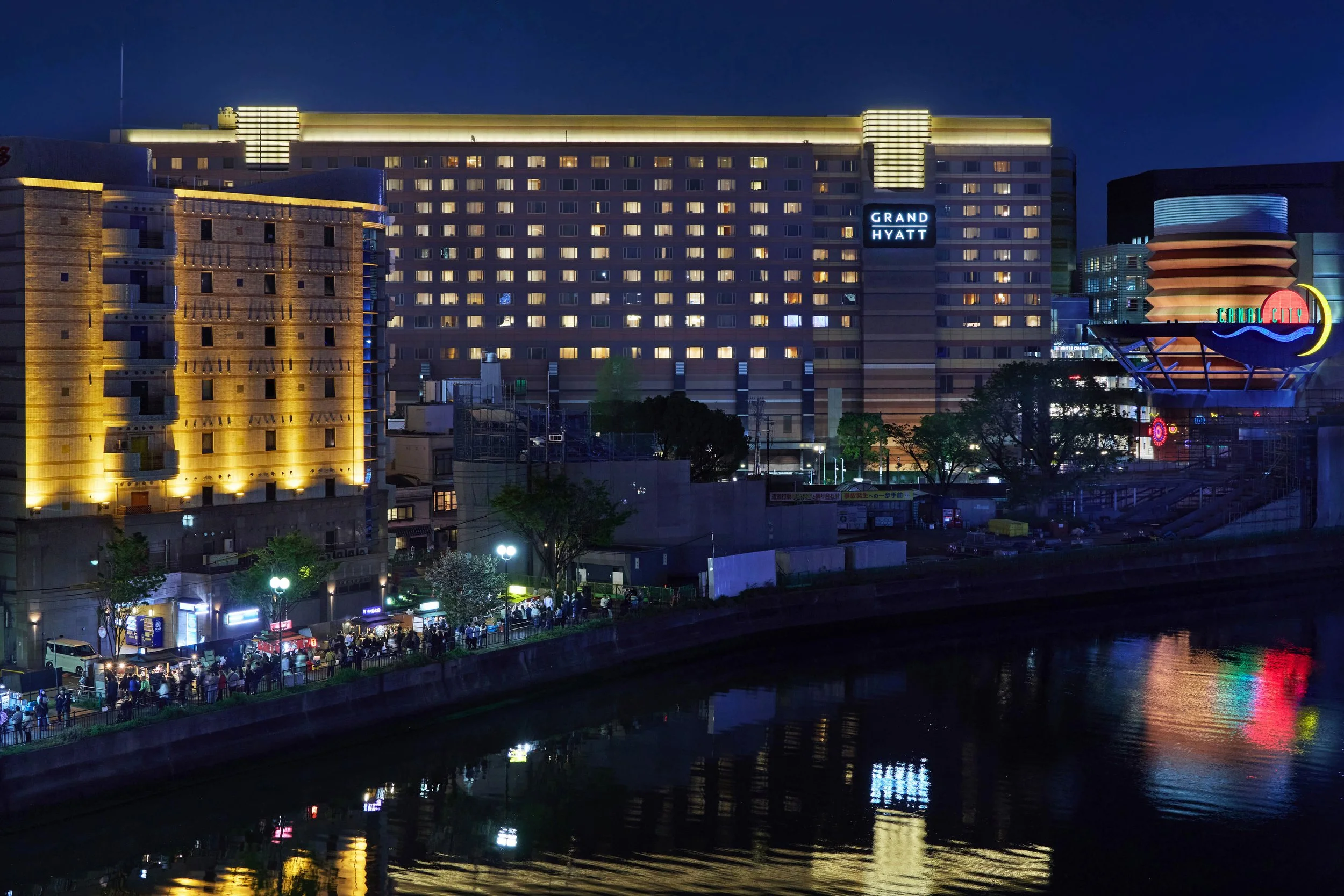 FukuokaGrandHyattExteriorBlueHourCrop.jpg