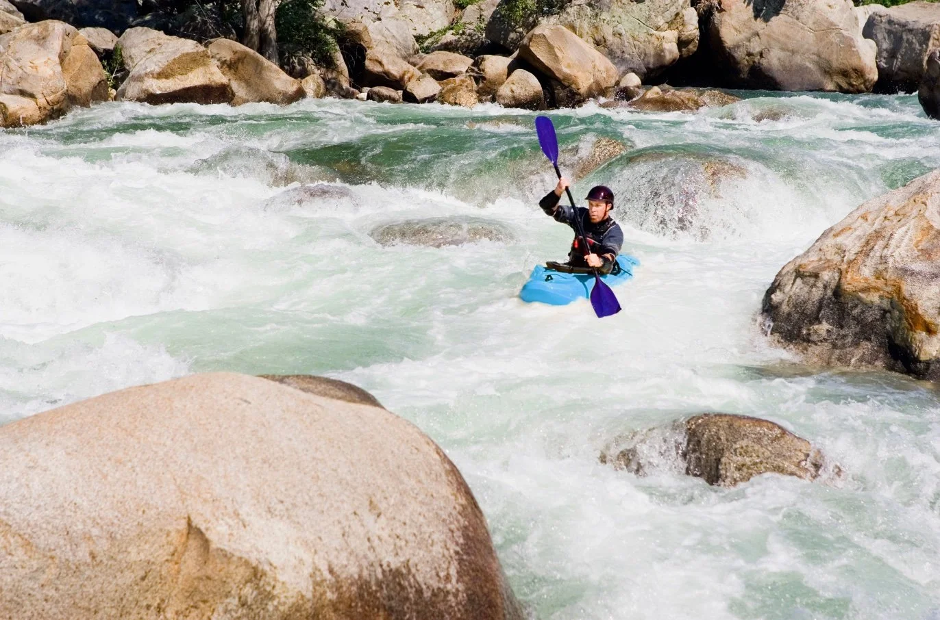 blue+kayaker+in+truckee+river.jpg