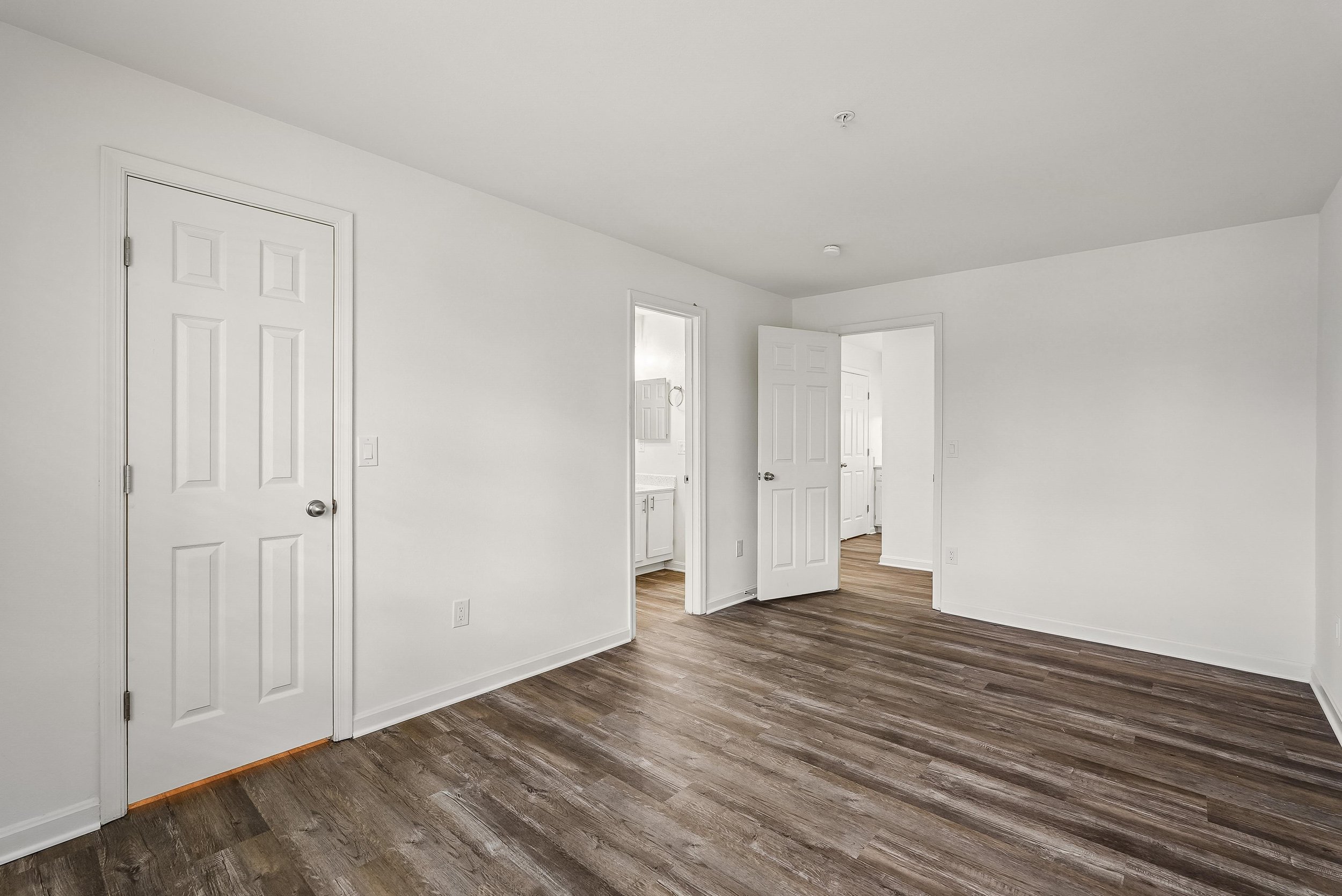 floor plan-bedroom-40yn8ilgo0.jpg