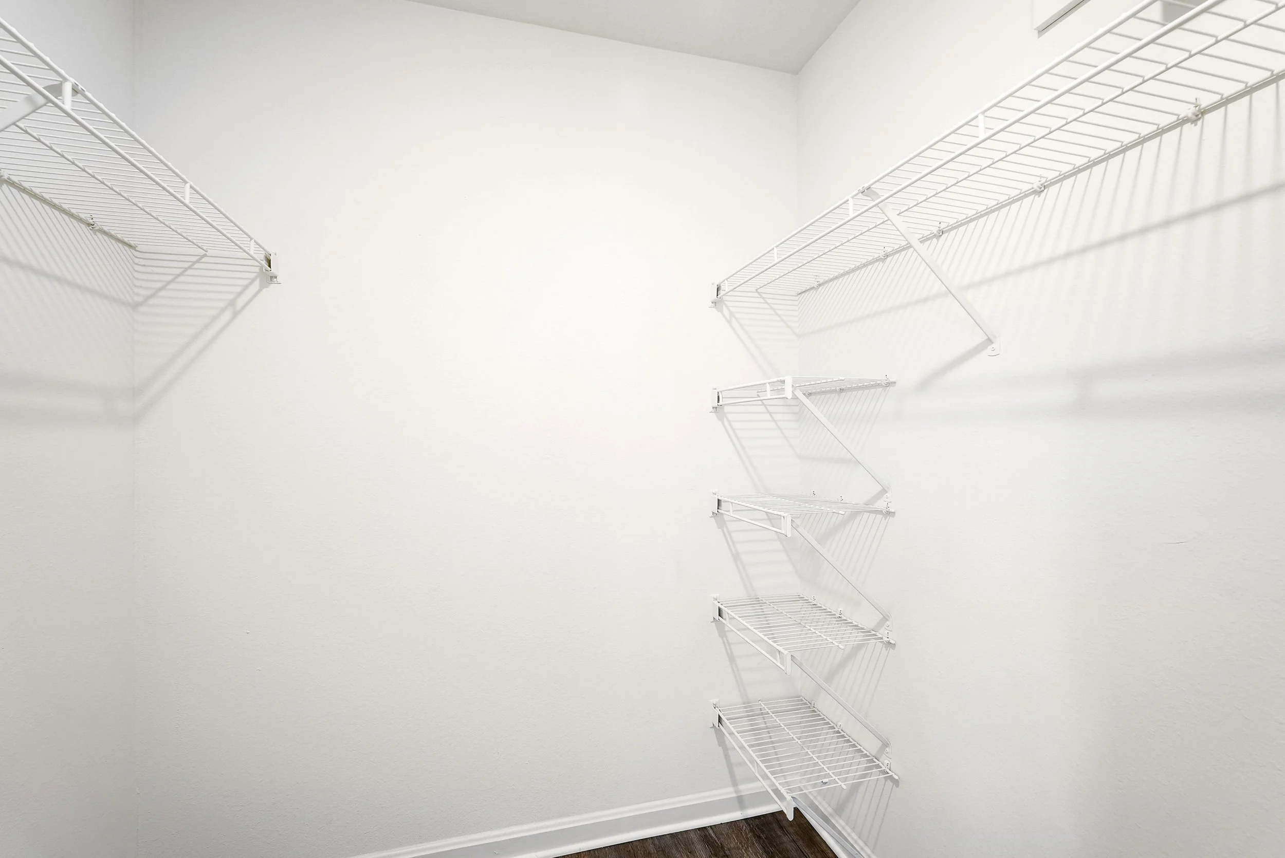 floor plan-closet-fo9prxxl0w.jpg